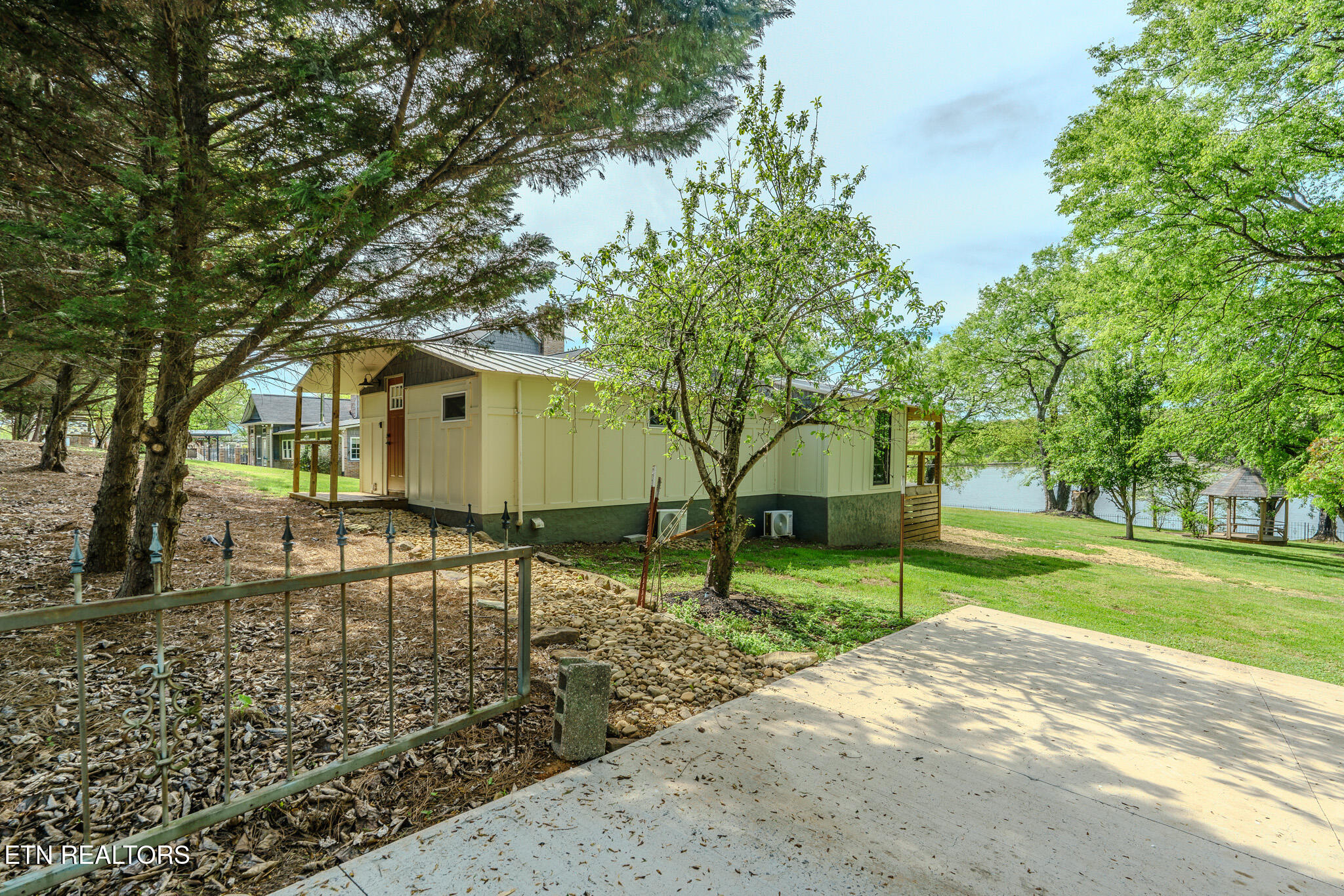 700 S Kentucky Street Kingston TN 37763
