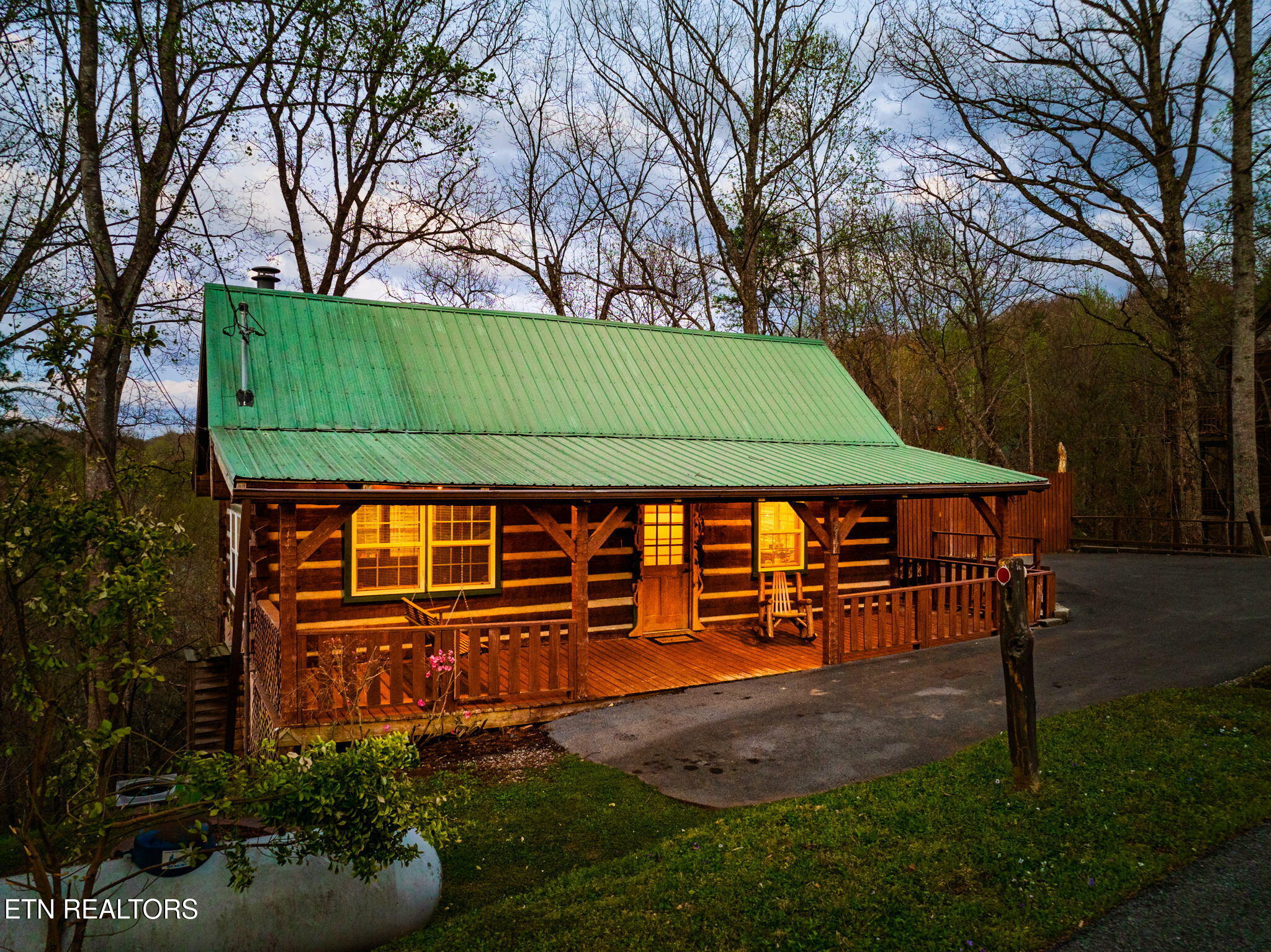817 Ridgefield Drive Sevierville TN 37876