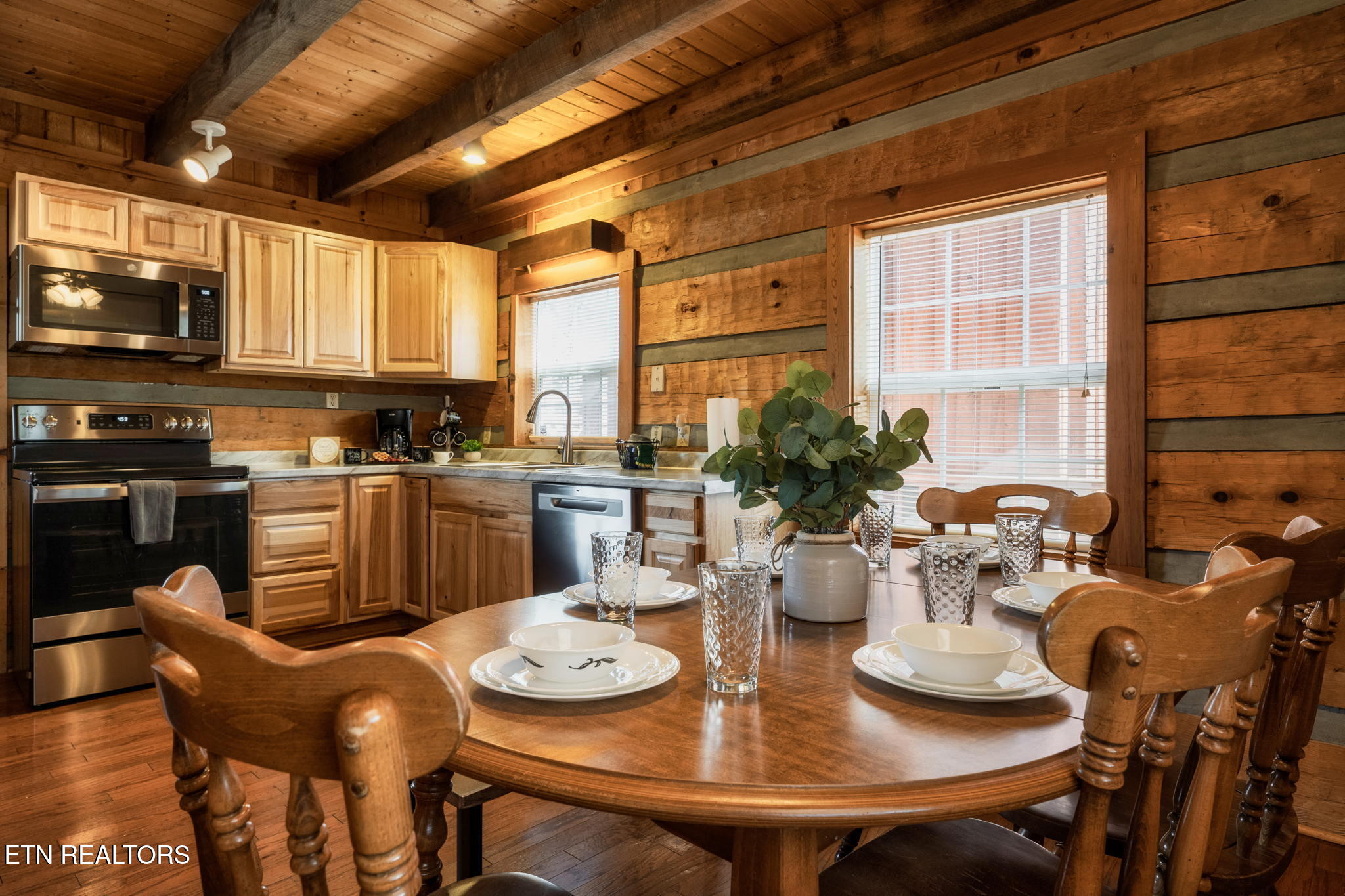 817 Ridgefield Drive Sevierville TN 37876