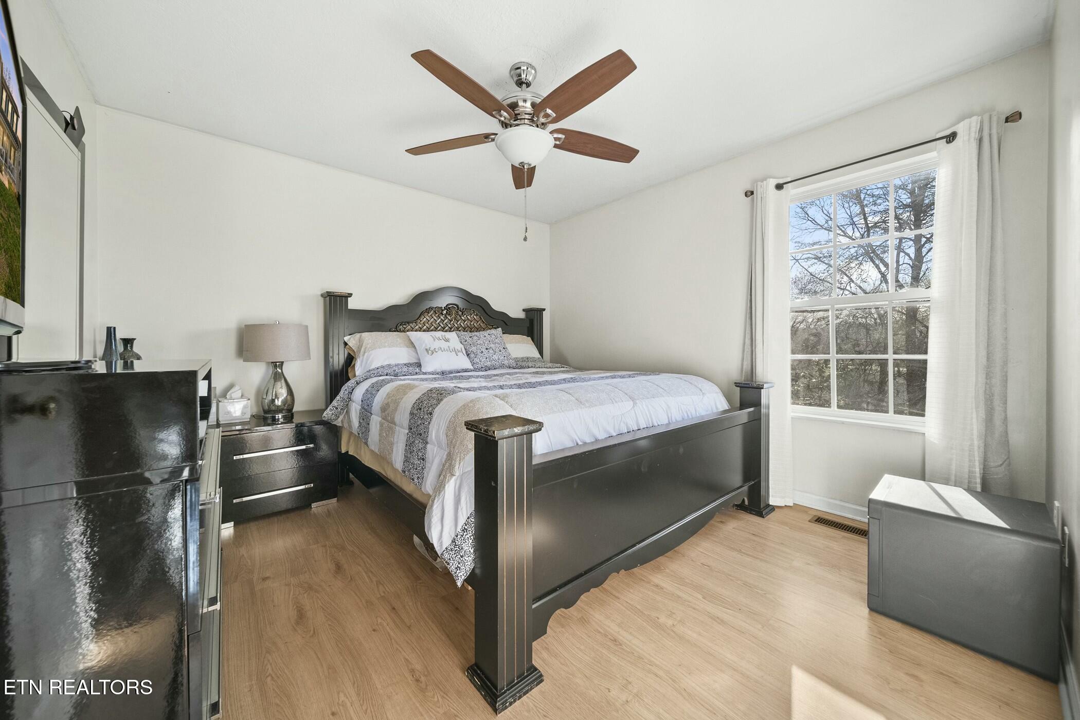 7708 Ambergate Road Powell TN 37849