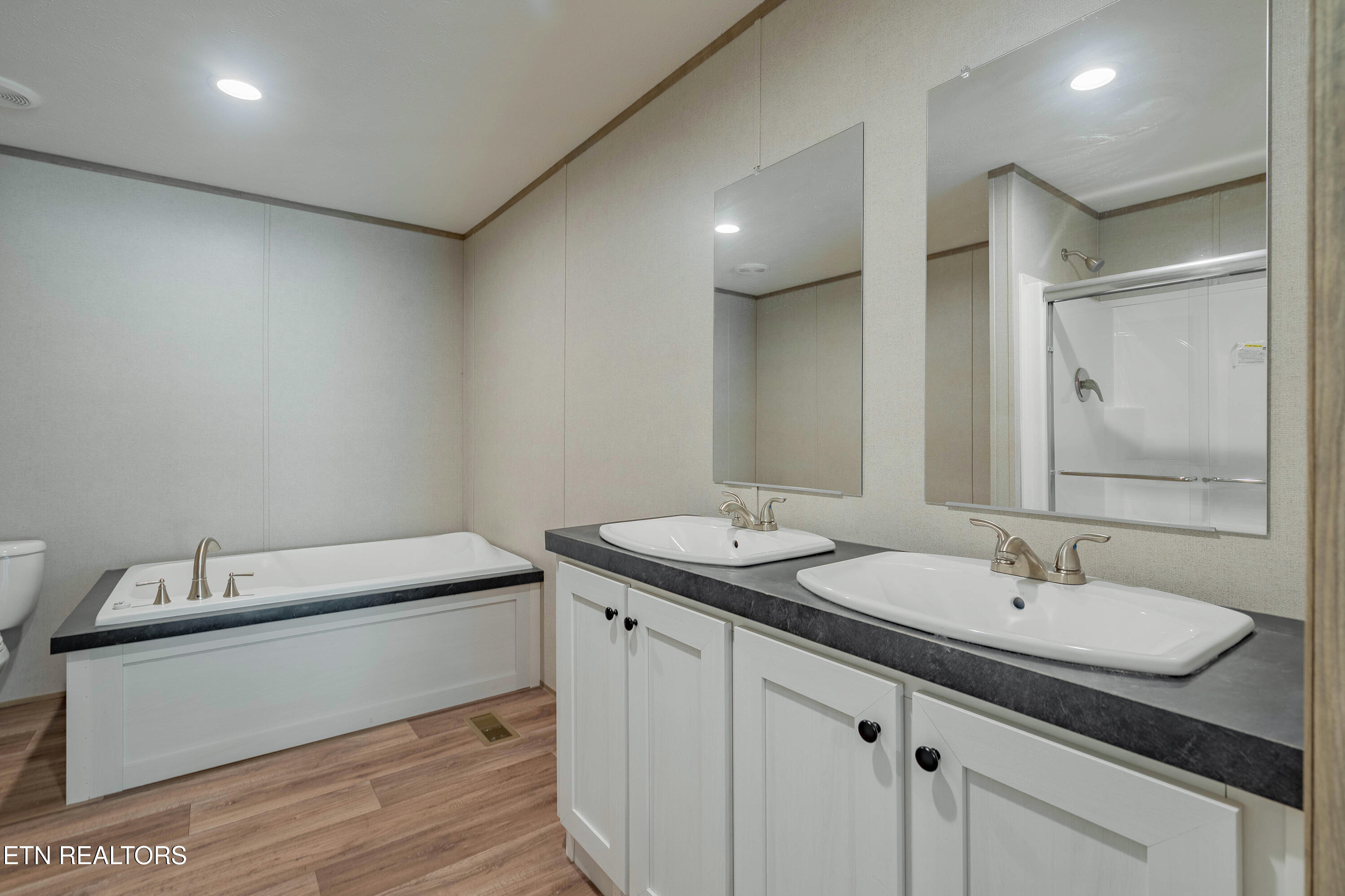 523 Smokey Drive Loudon TN 37774