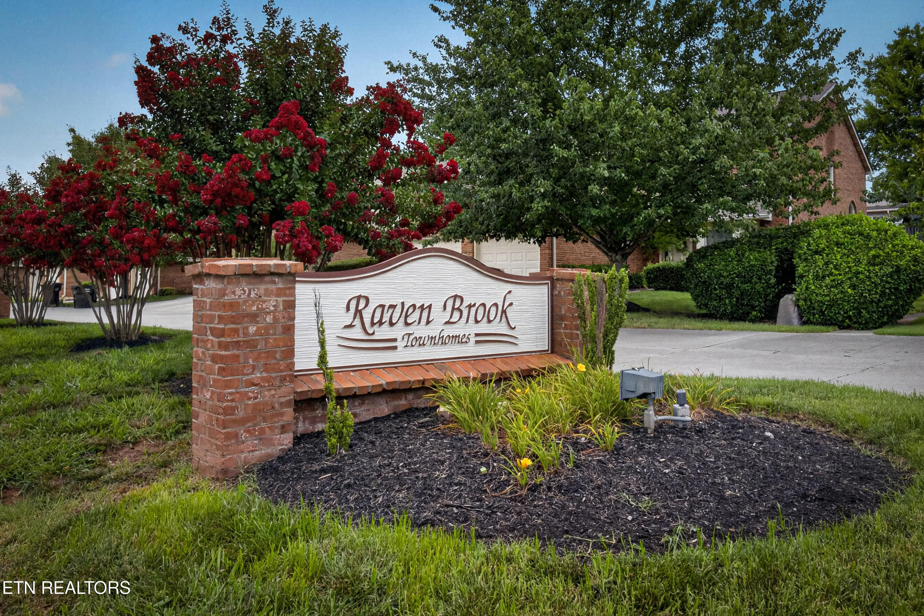 10416 Ravenbrook Lane Knoxville TN 37922