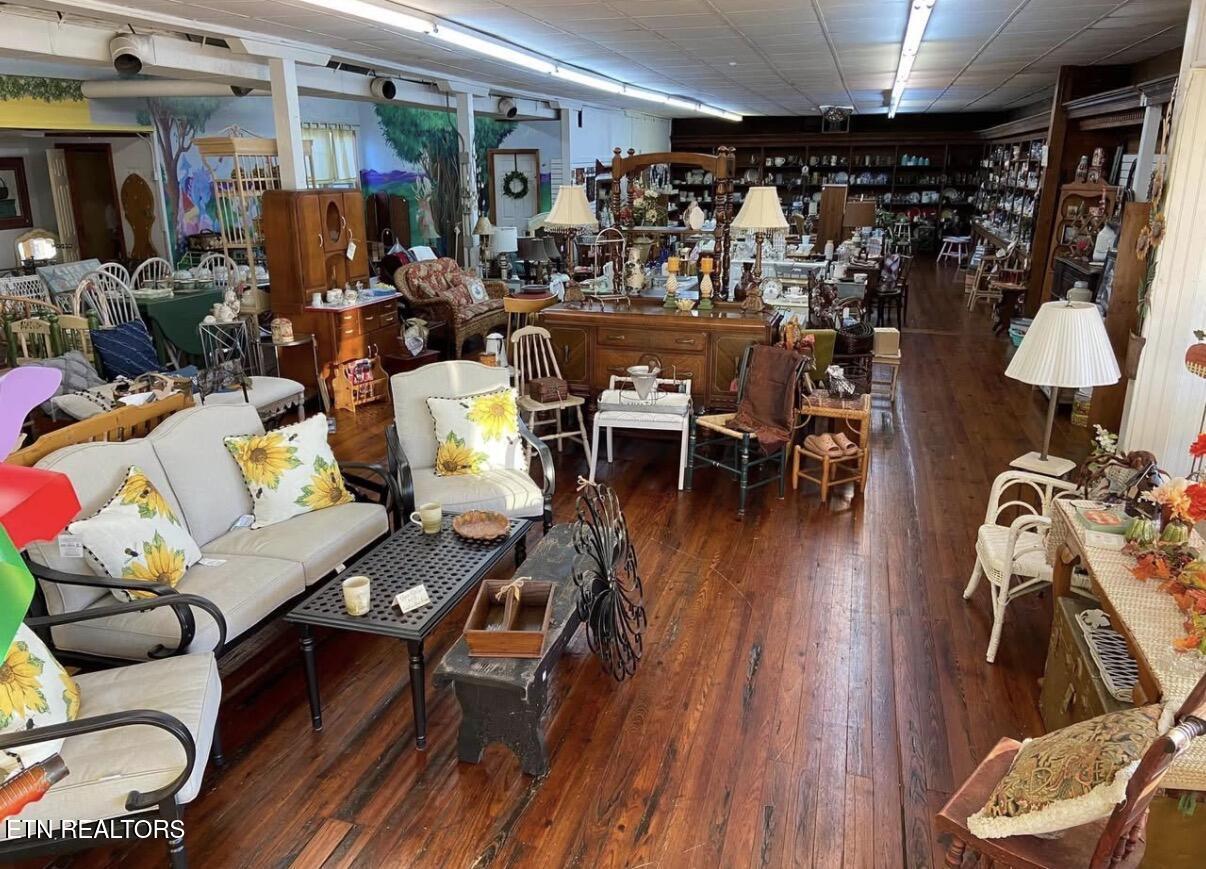6710 Morganton Road Greenback TN 37742