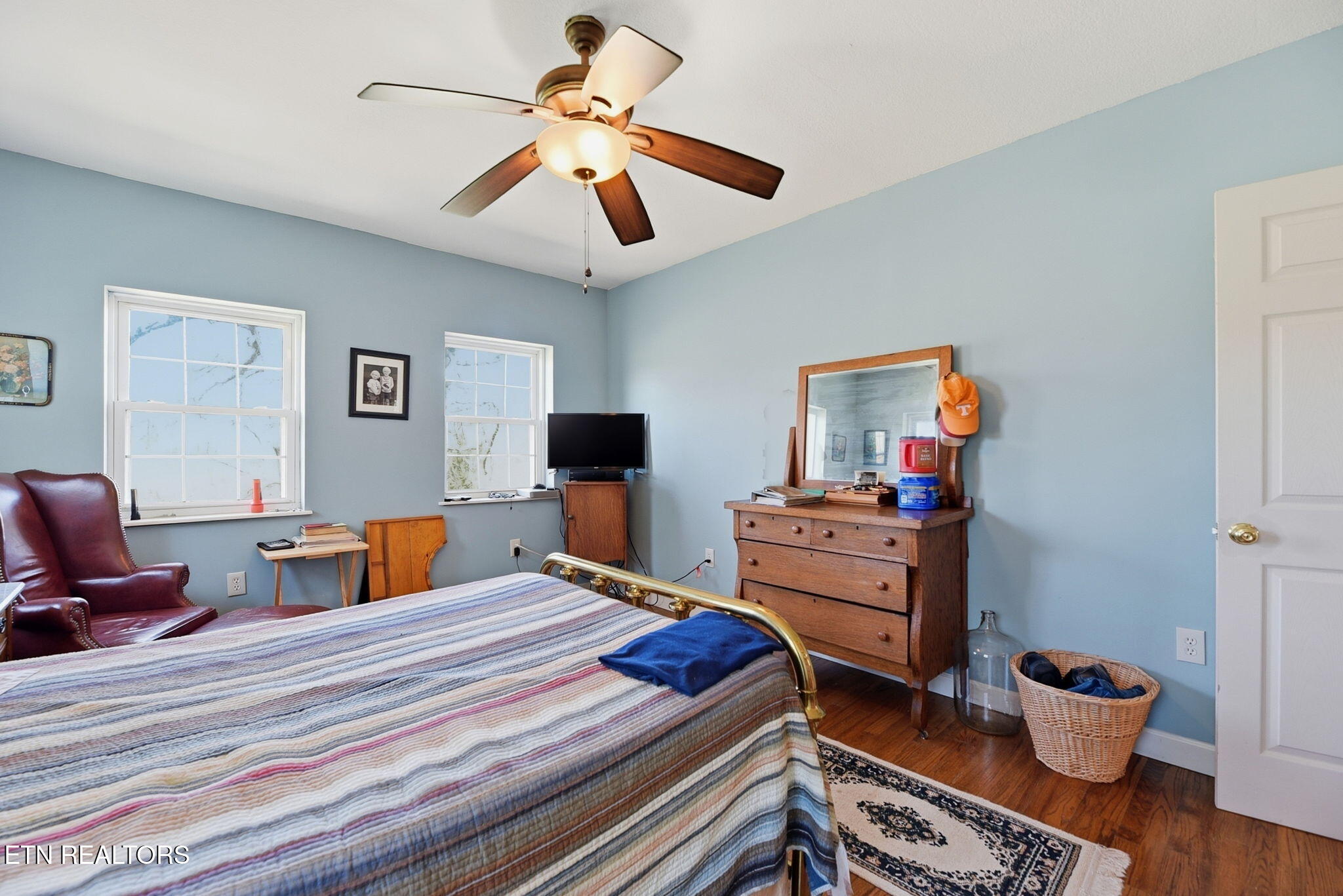 1103 Forest Hill Drive Harriman TN 37748
