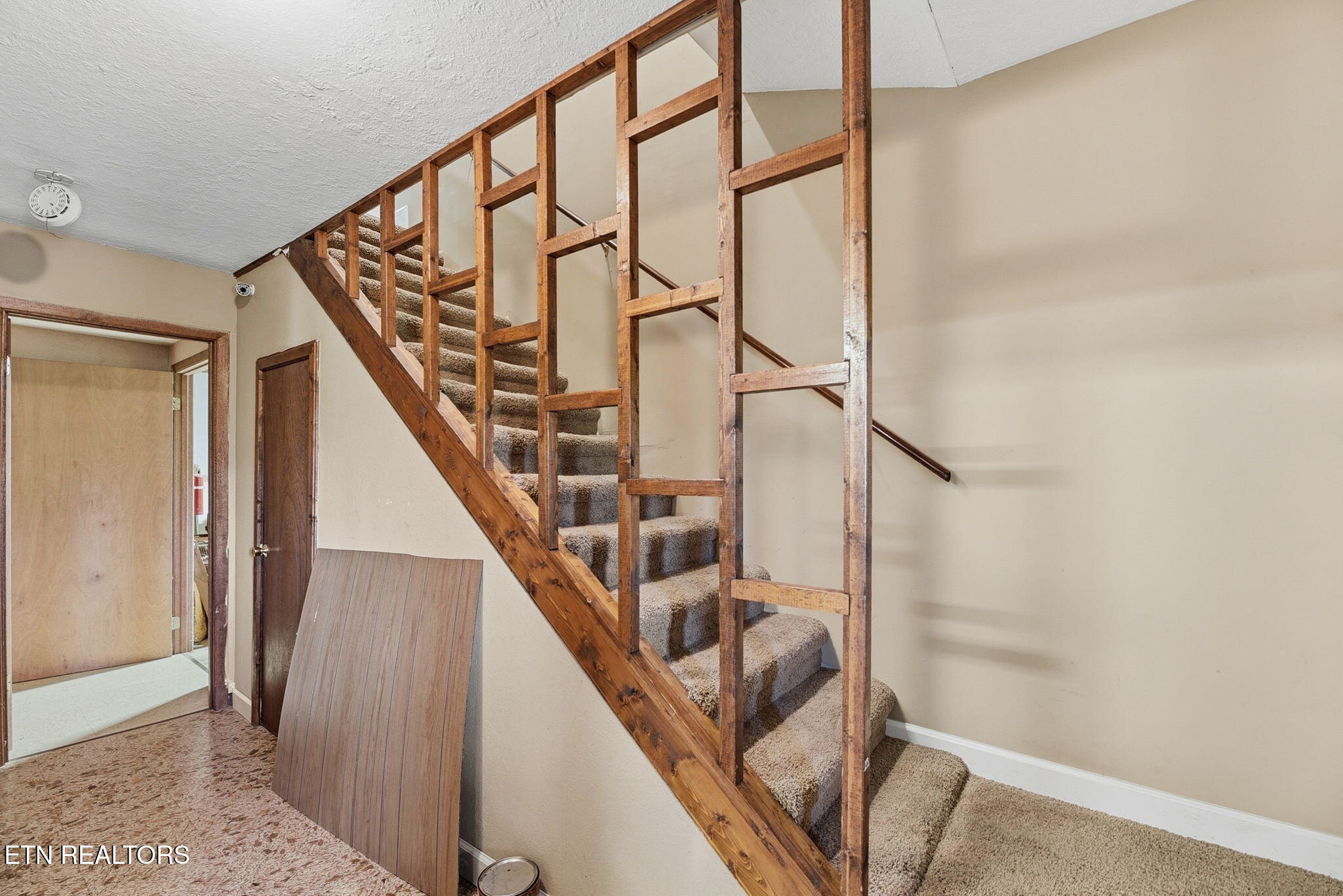1103 Forest Hill Drive Harriman TN 37748