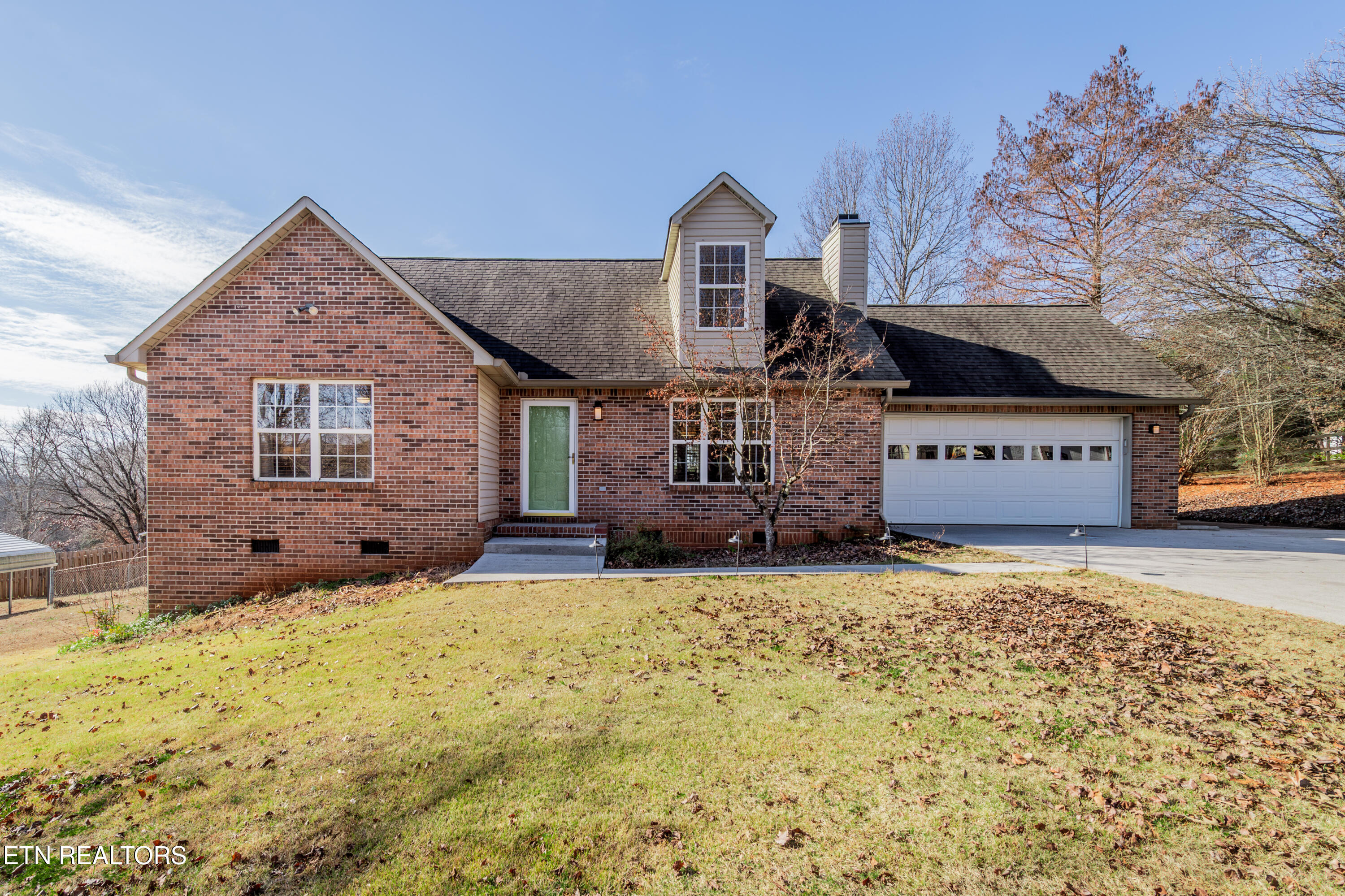 260 Oakwood Estates Drive Lenoir City TN 37772