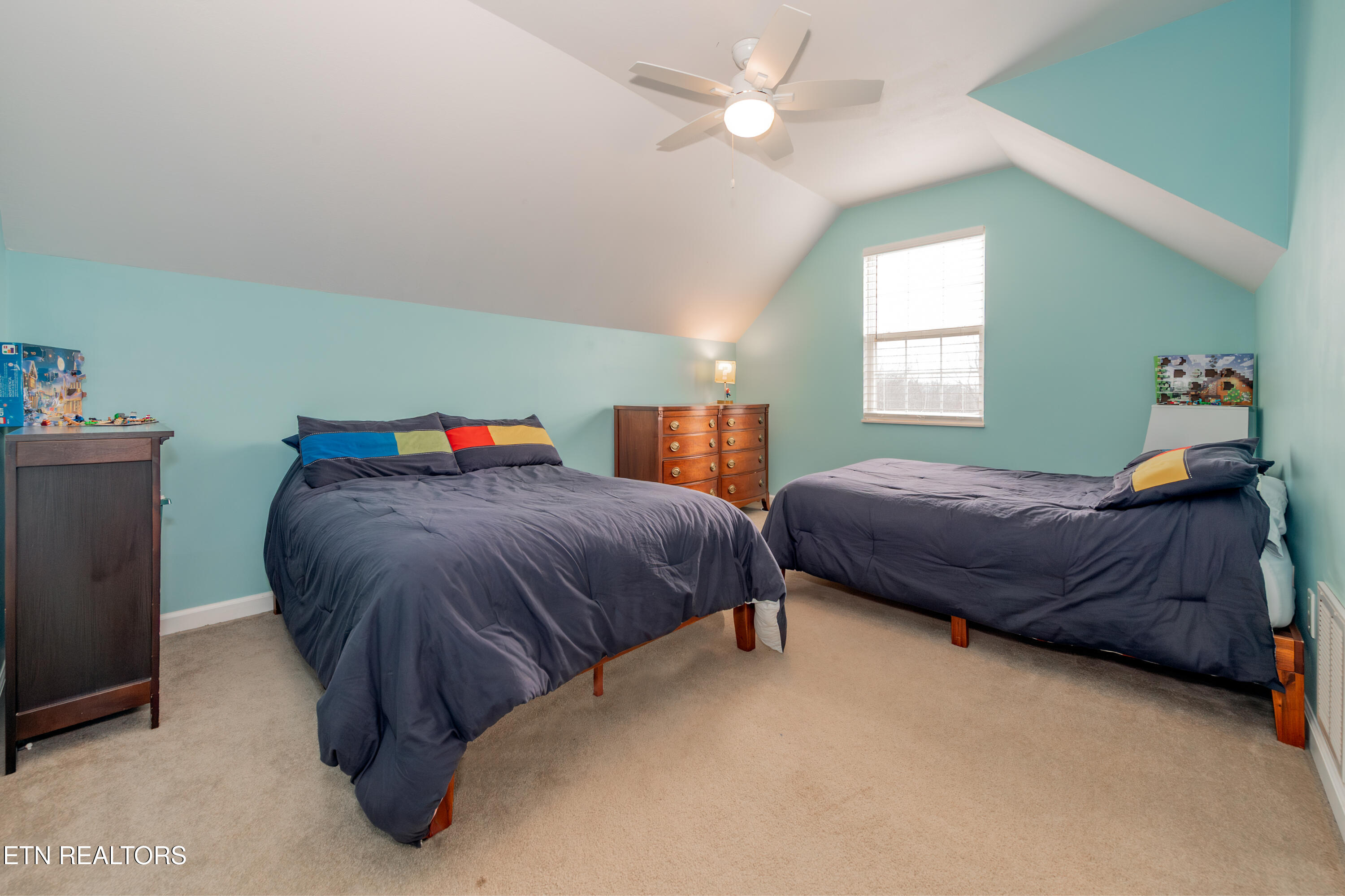 260 Oakwood Estates Drive Lenoir City TN 37772