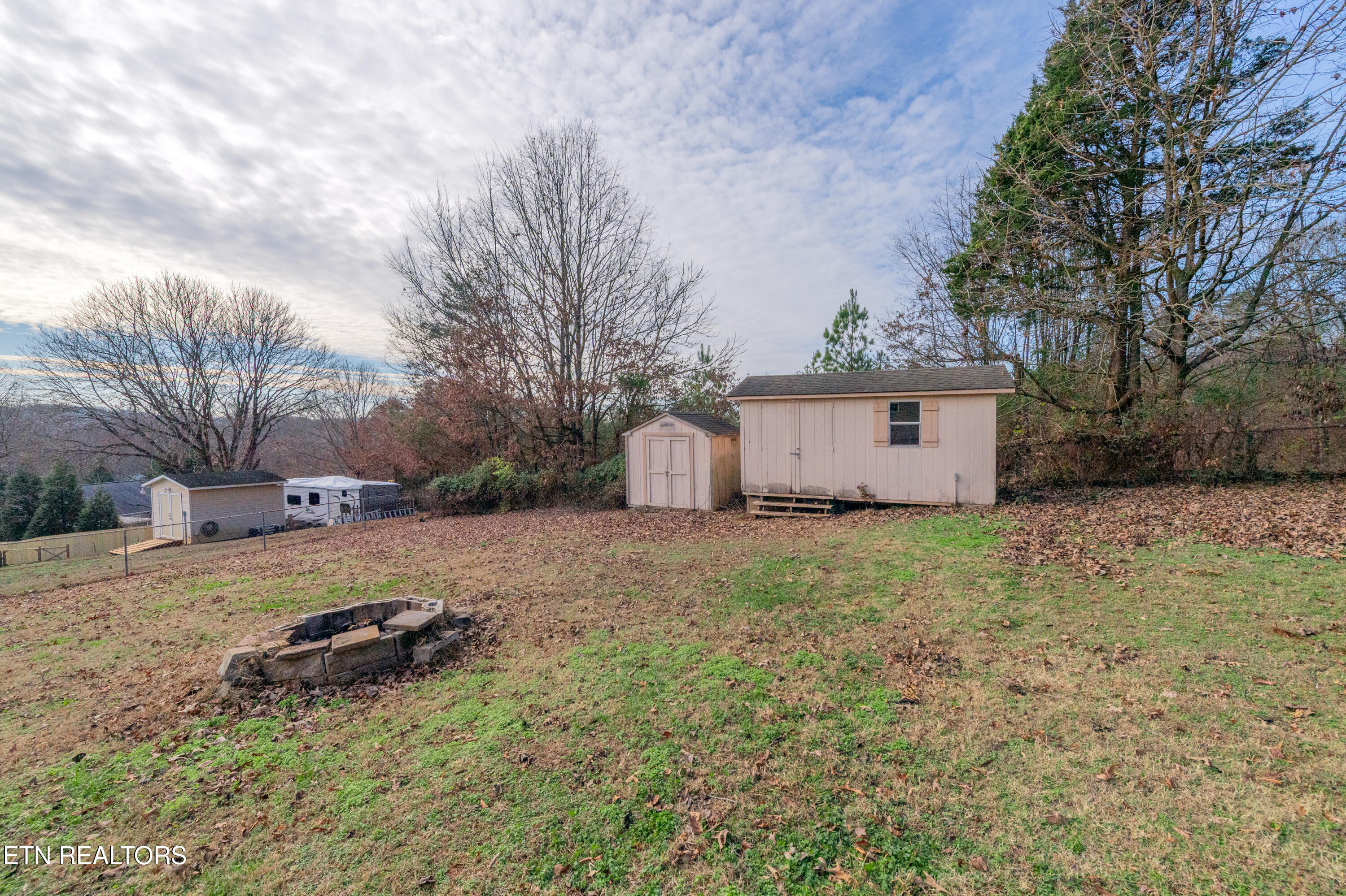 260 Oakwood Estates Drive Lenoir City TN 37772