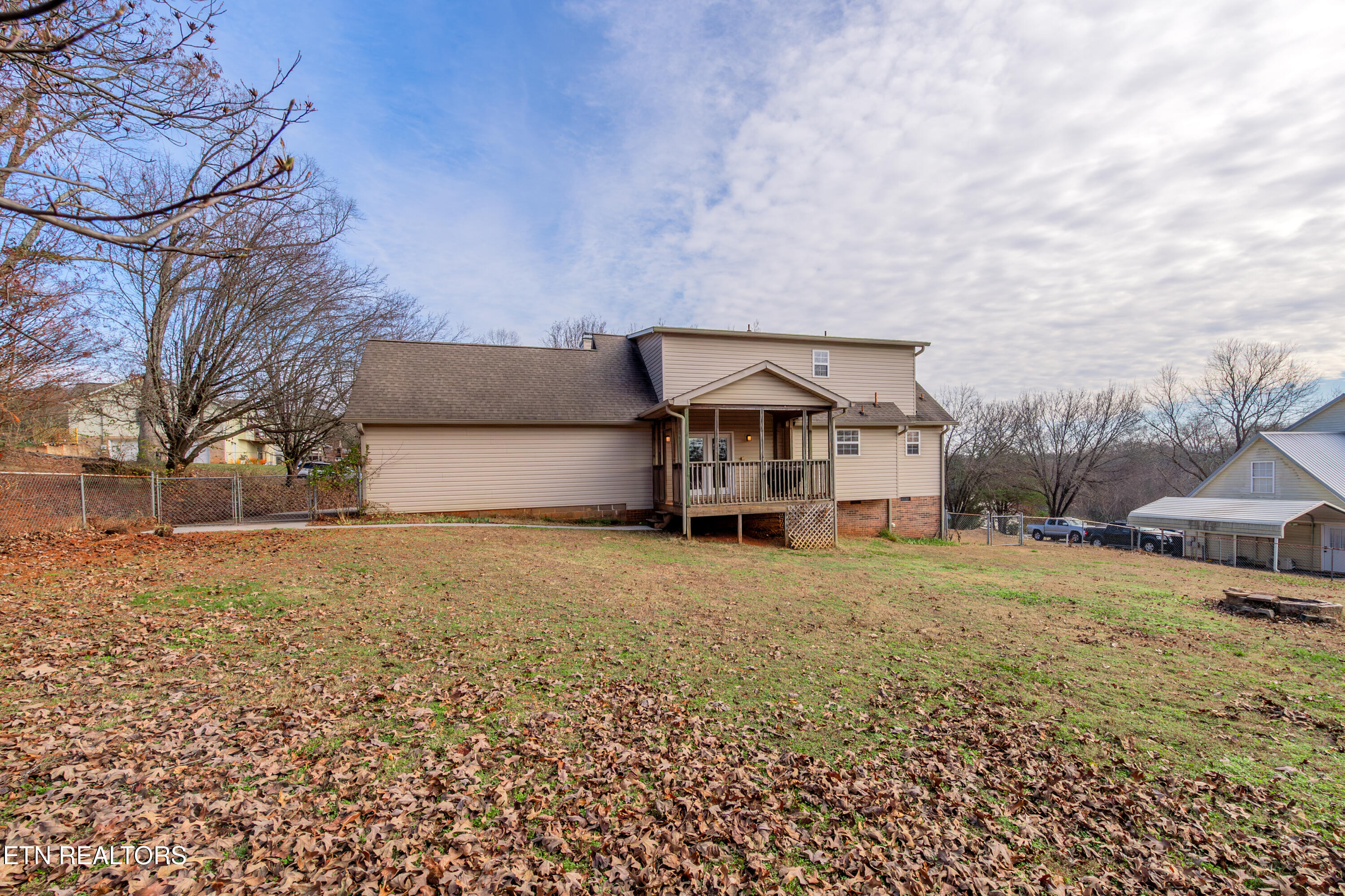 260 Oakwood Estates Drive Lenoir City TN 37772