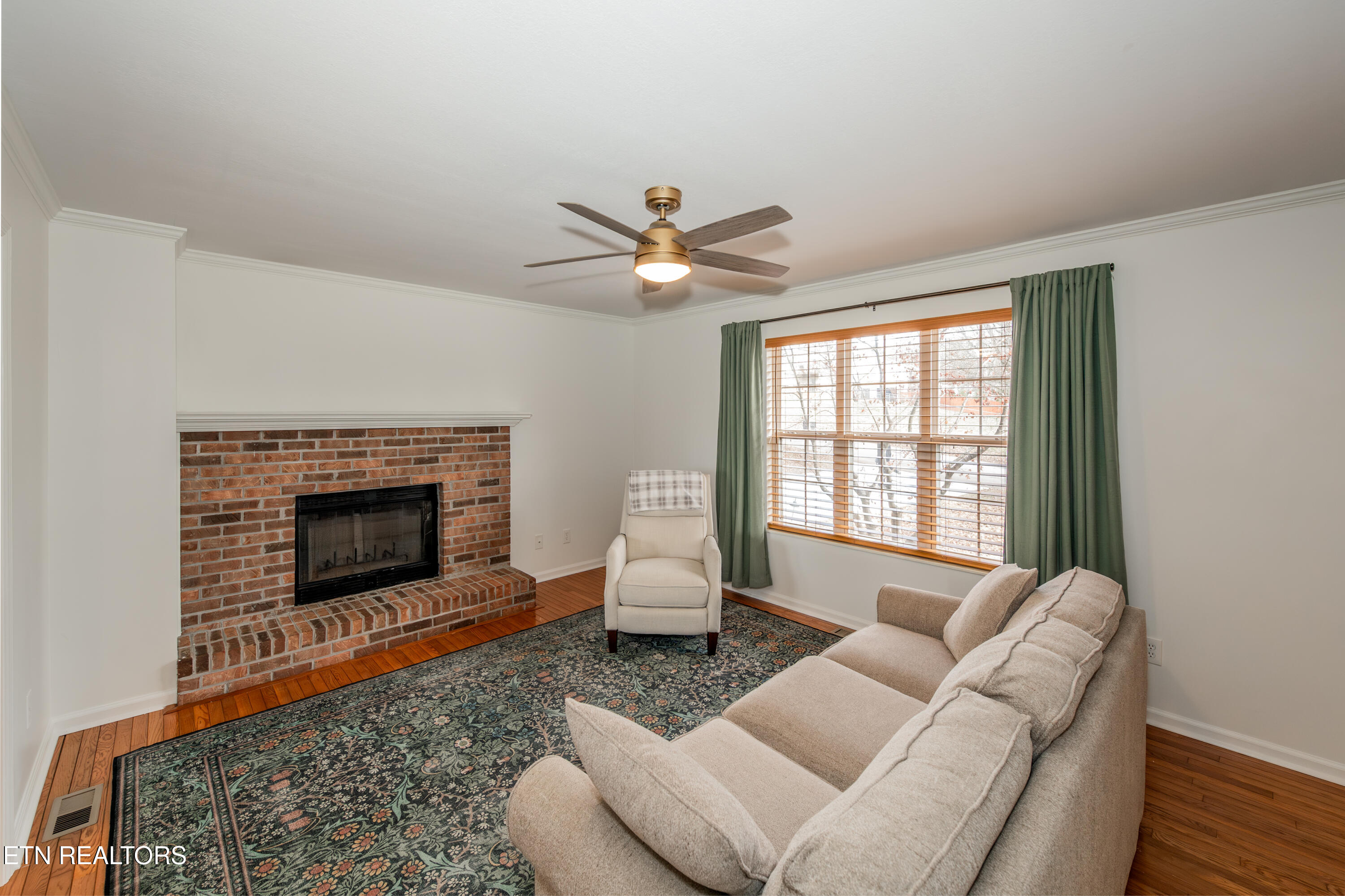 260 Oakwood Estates Drive Lenoir City TN 37772
