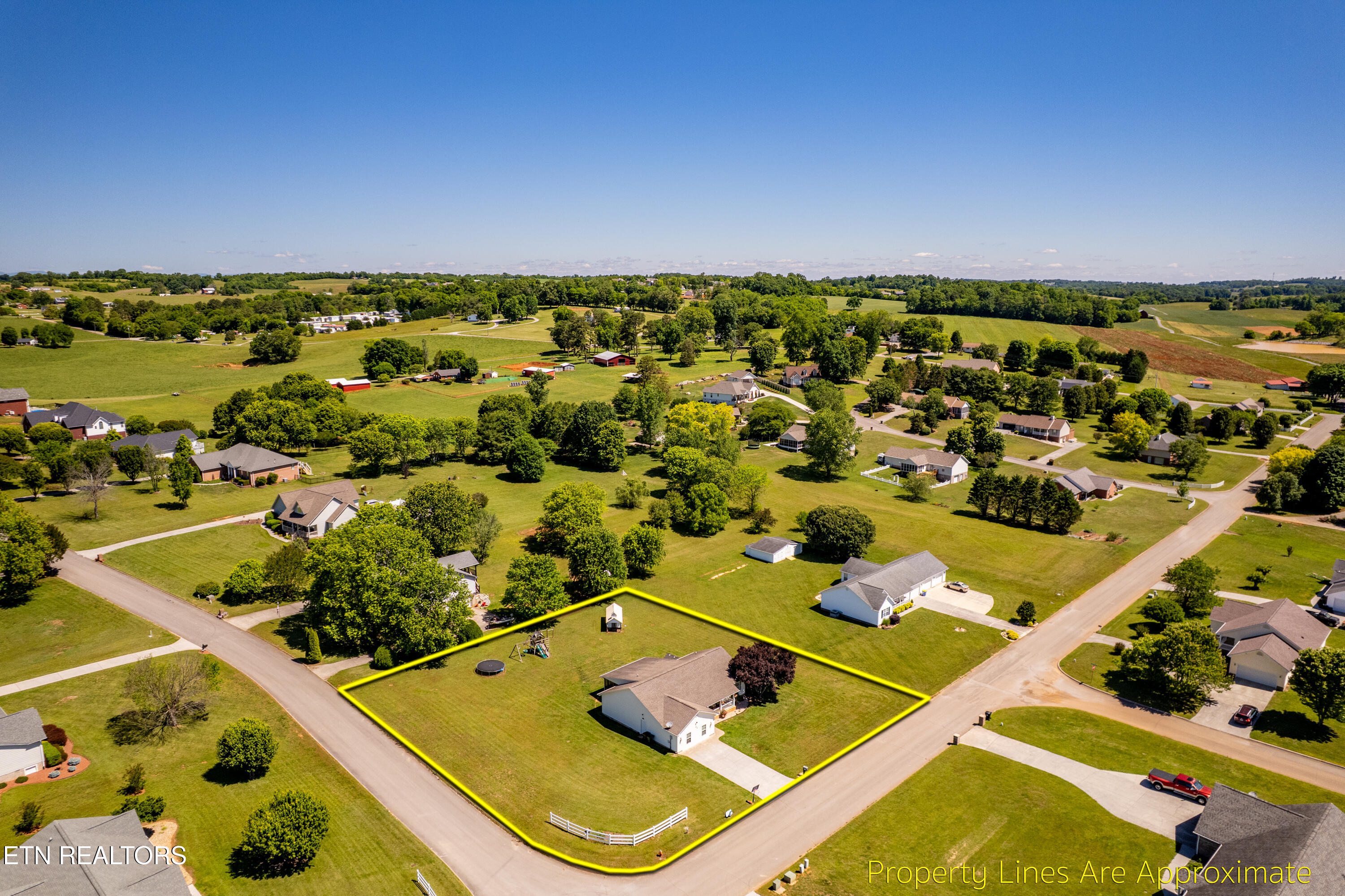 5445 Evergreen Farms Greenback TN 37742