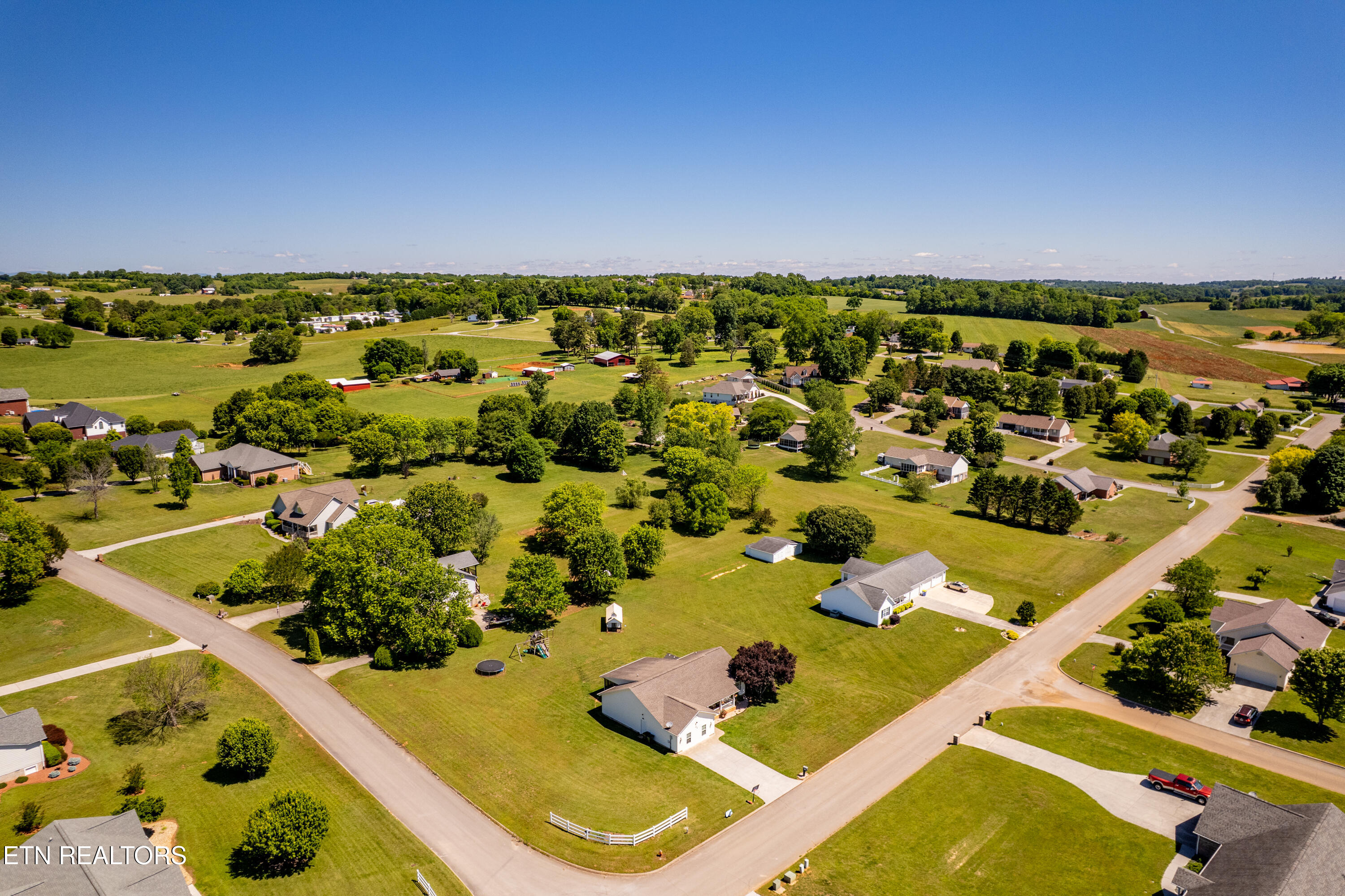 5445 Evergreen Farms Greenback TN 37742