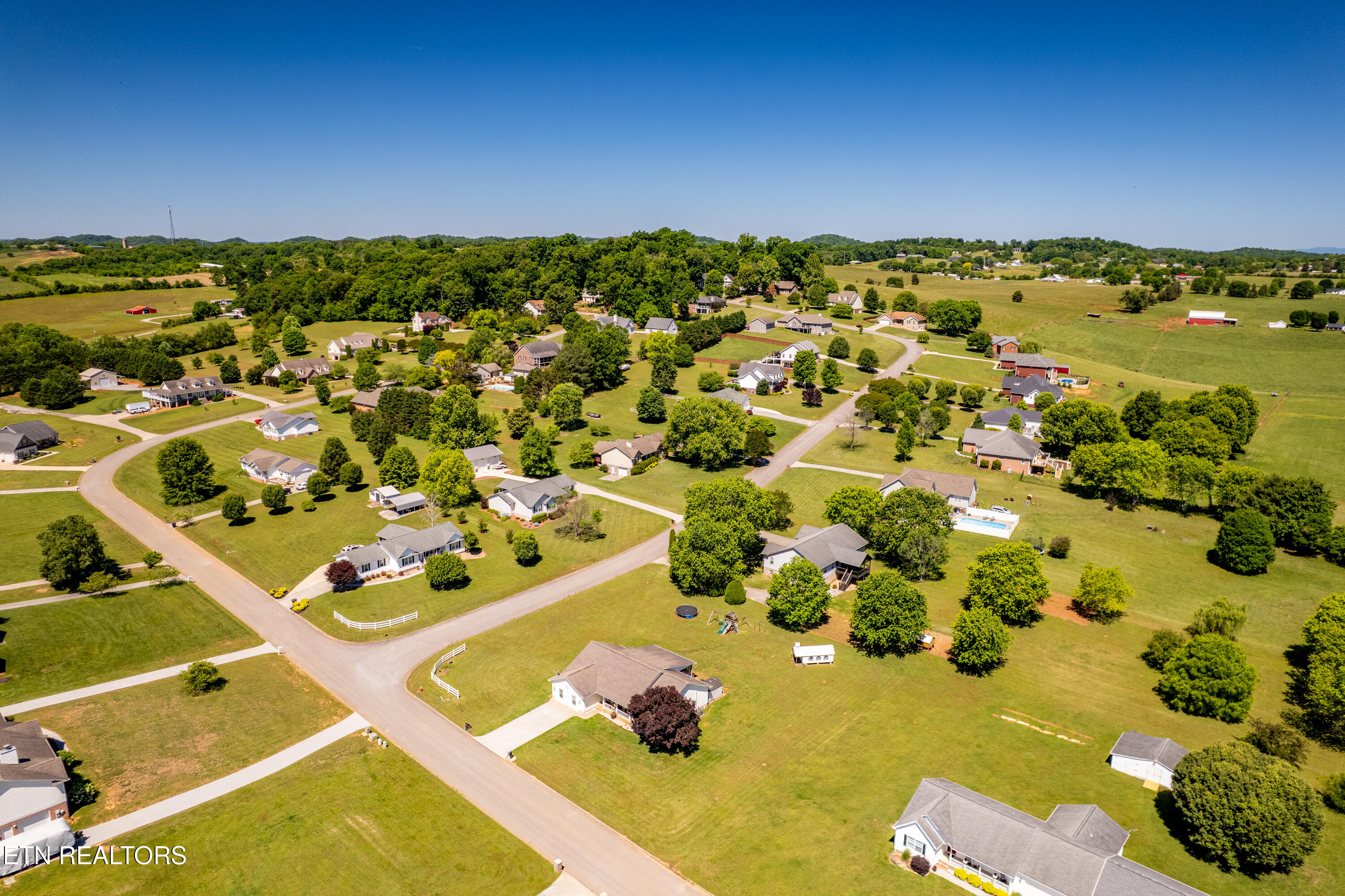 5445 Evergreen Farms Greenback TN 37742