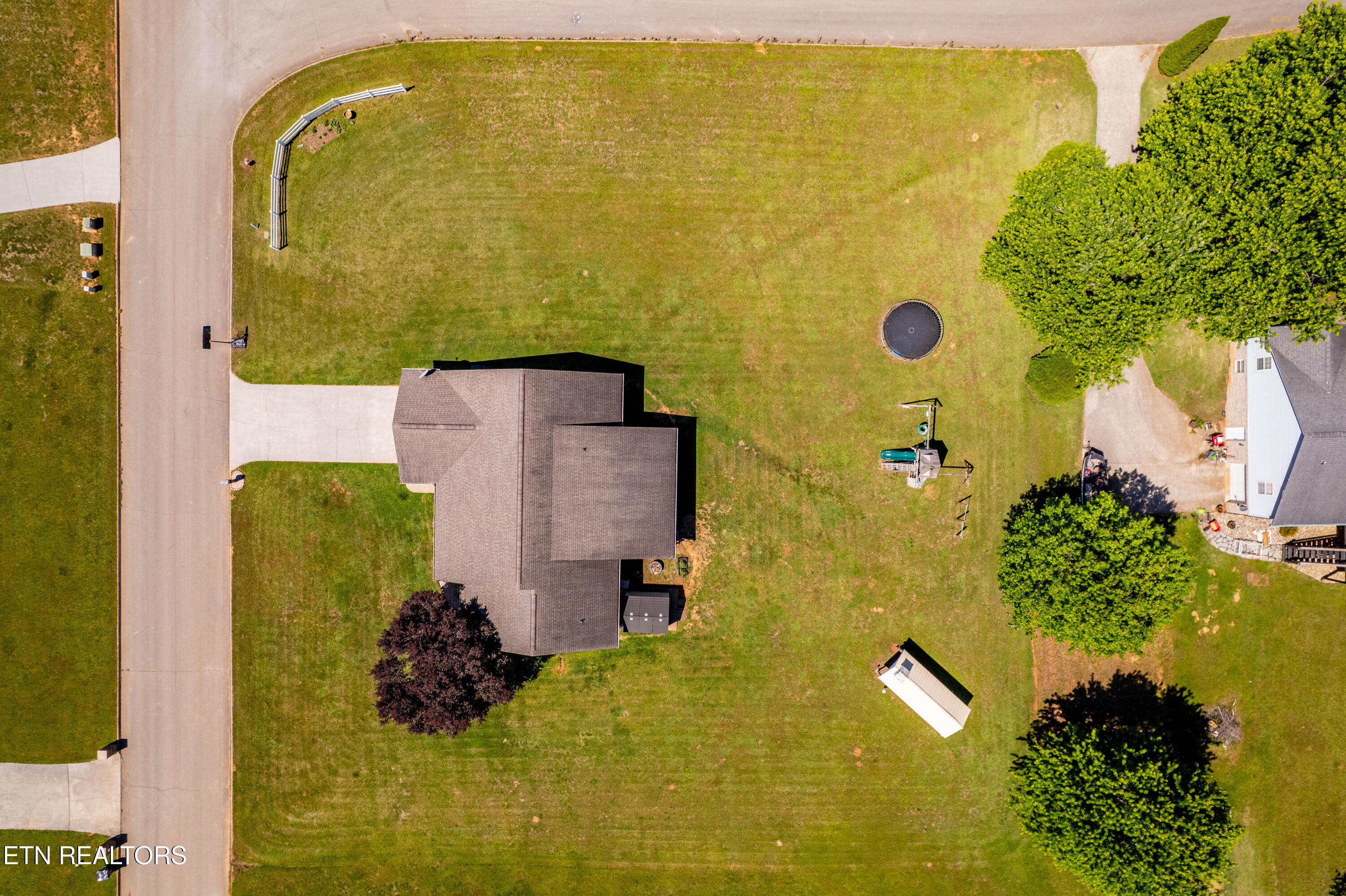 5445 Evergreen Farms Greenback TN 37742