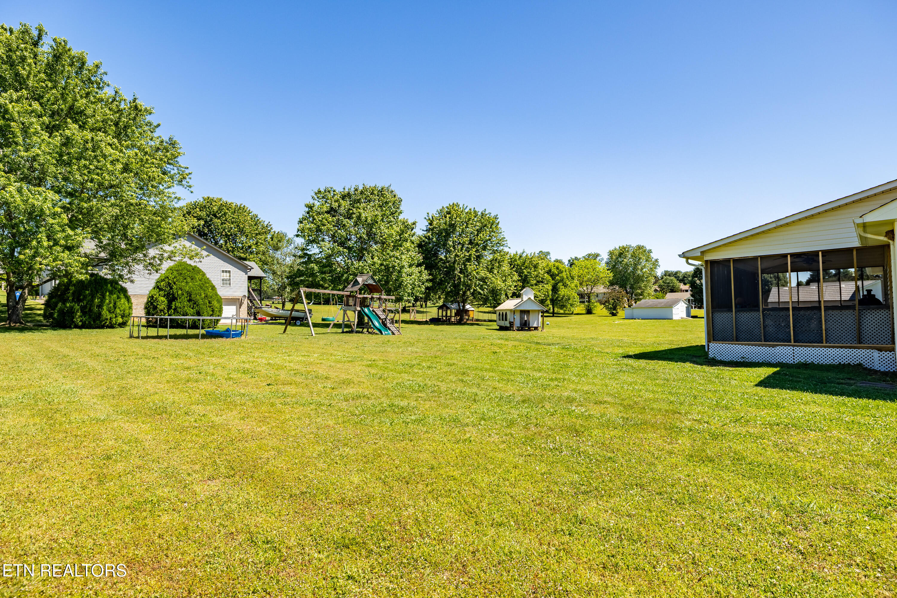 5445 Evergreen Farms Greenback TN 37742
