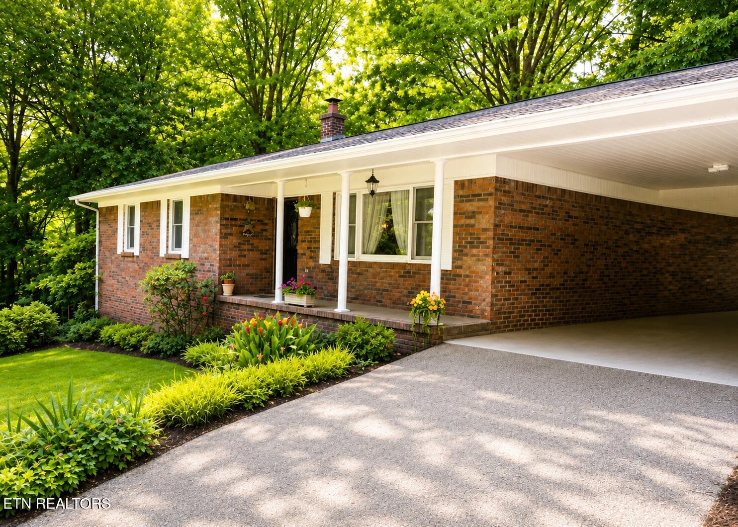 129 Jefferson Street Harrogate TN 37752