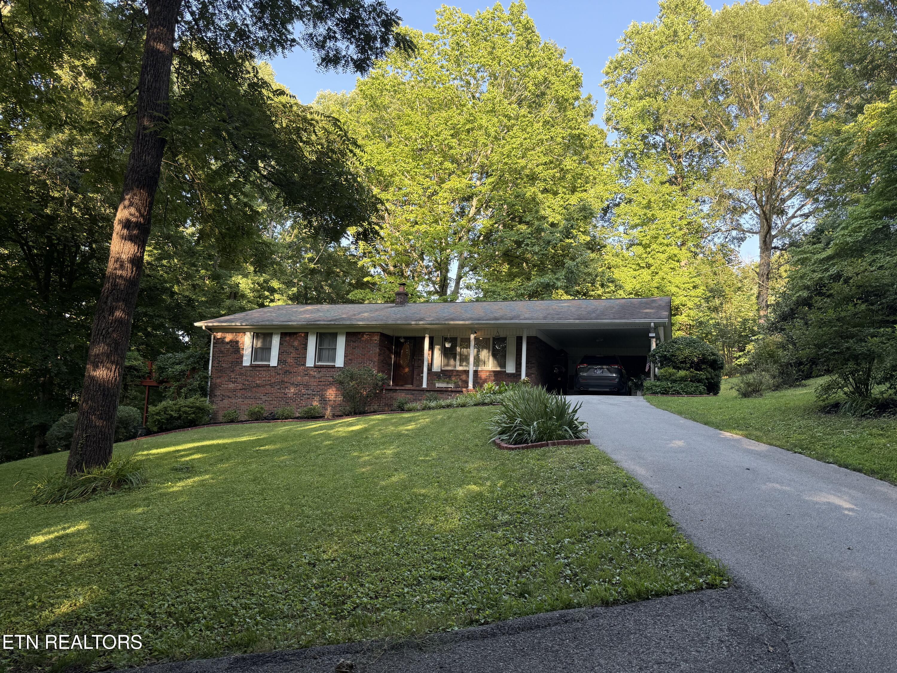 129 Jefferson Street Harrogate TN 37752