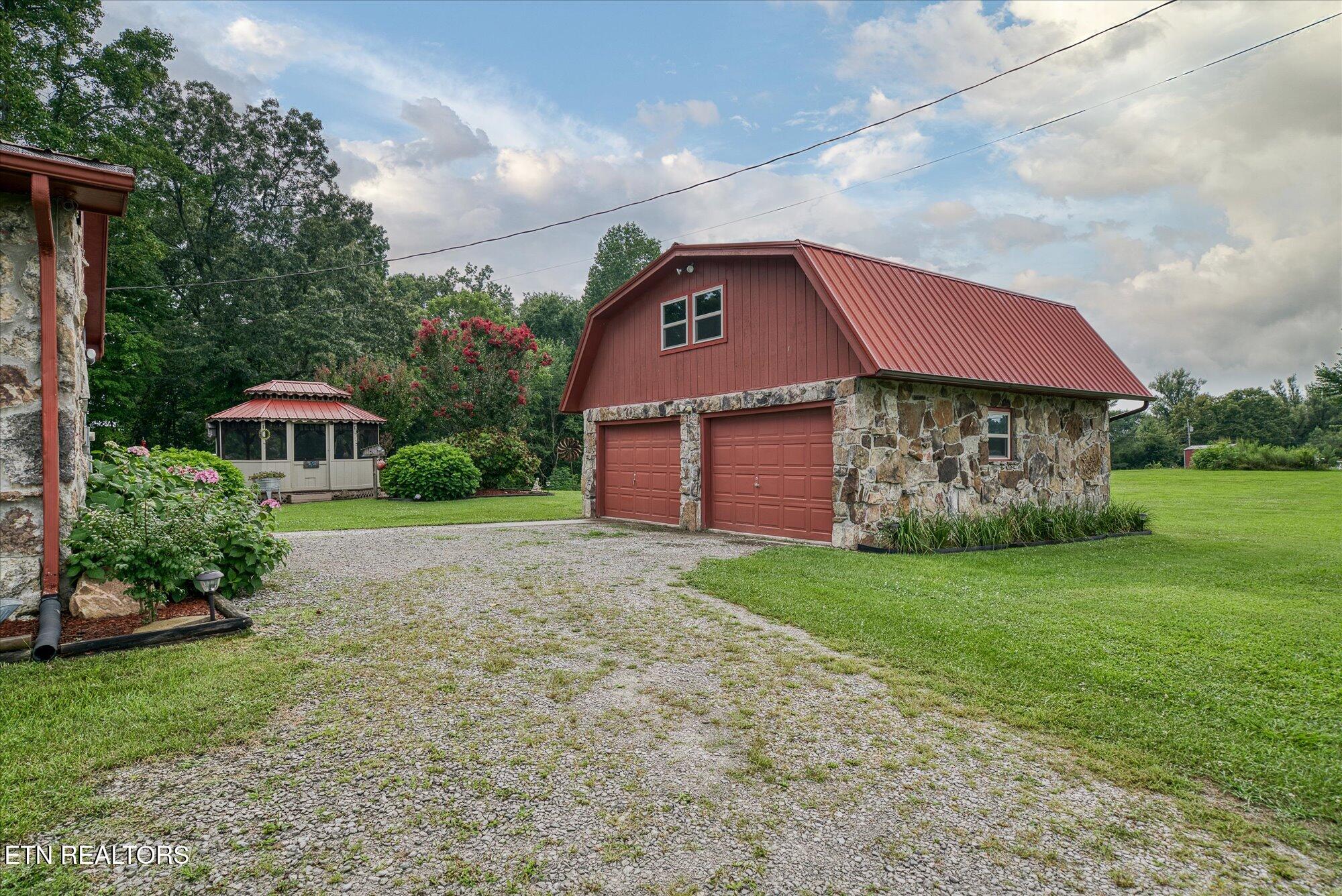1093 Pomona Road Crossville TN 38571