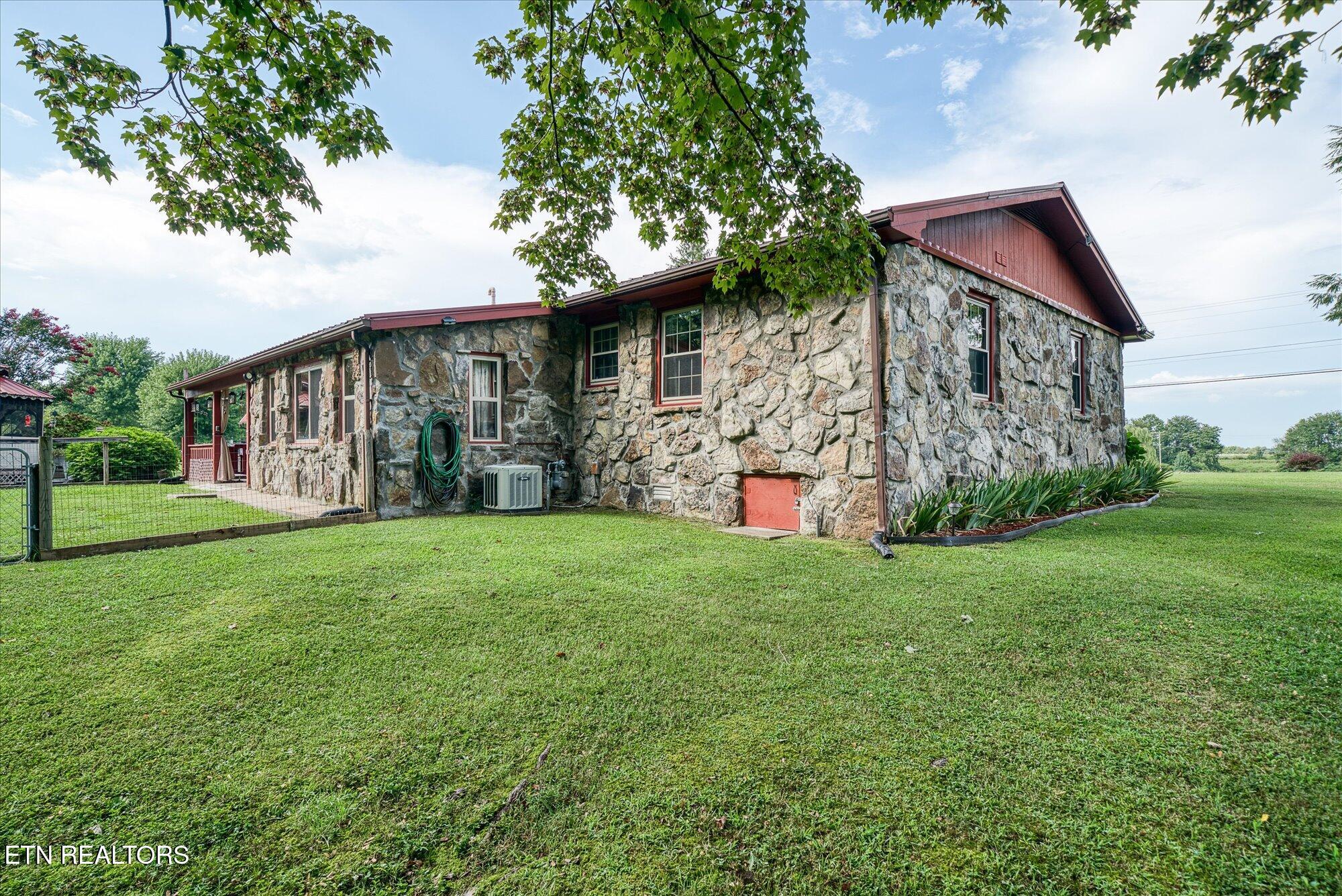 1093 Pomona Road Crossville TN 38571