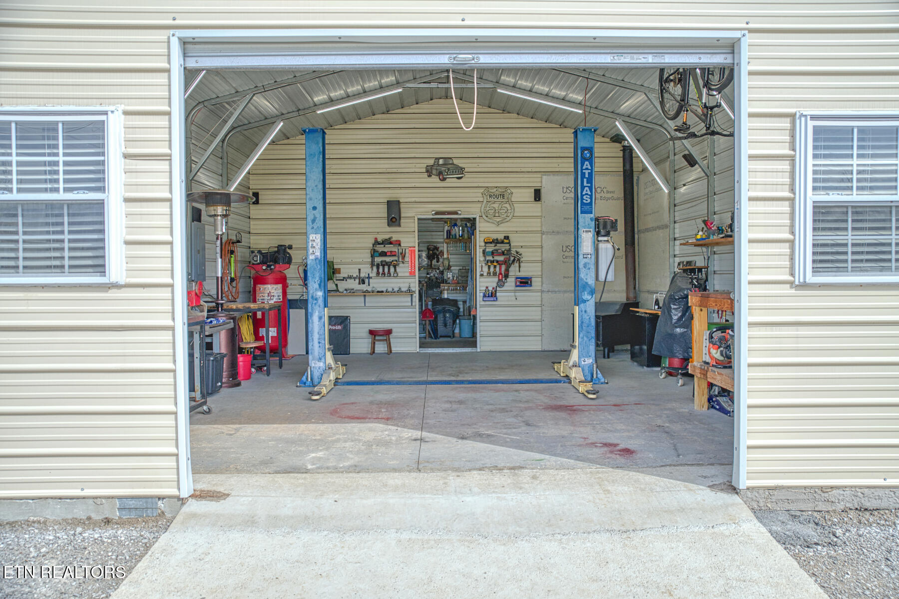 791 Old Kentucky Road Sparta TN 38583