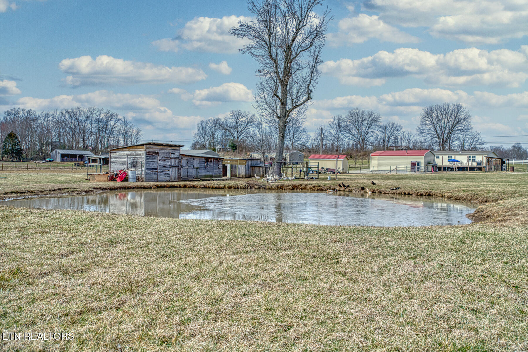 791 Old Kentucky Road Sparta TN 38583