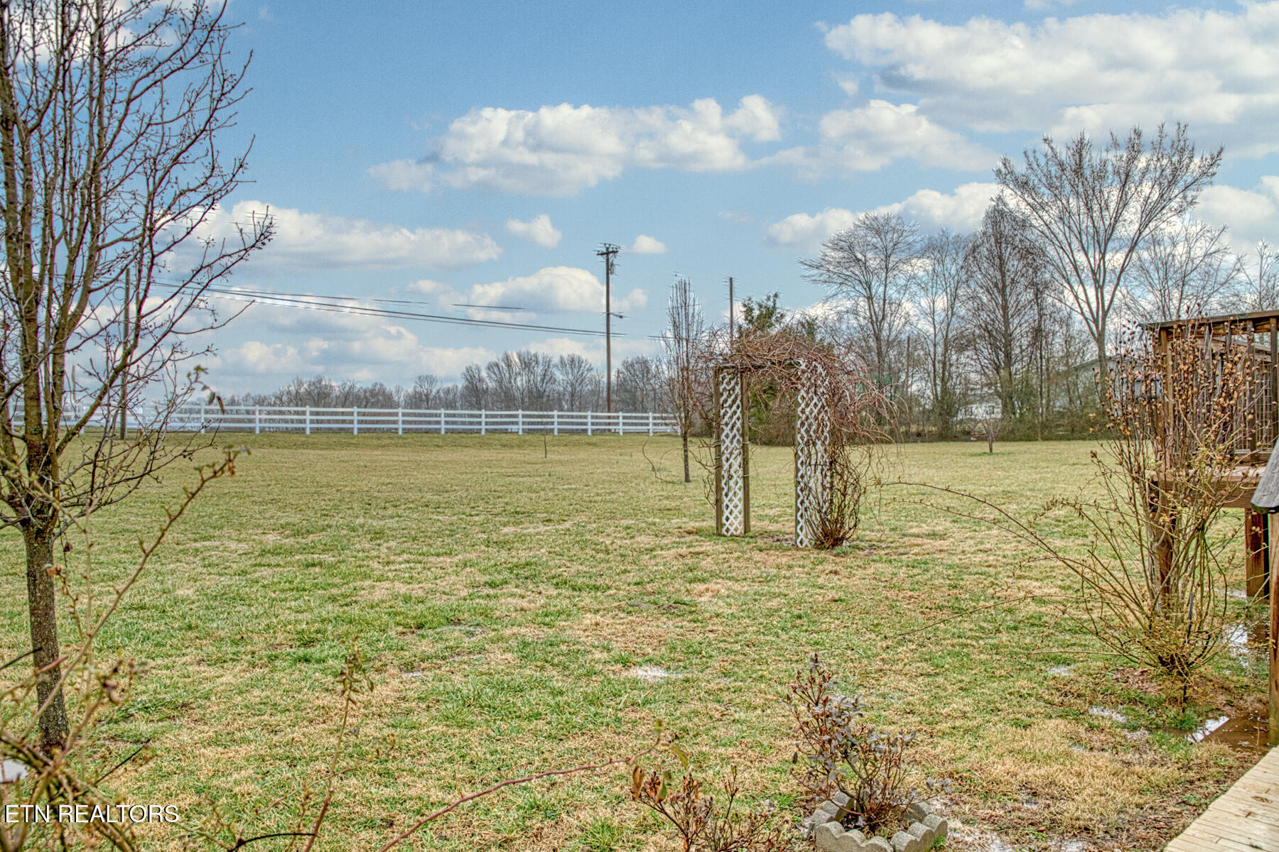 791 Old Kentucky Road Sparta TN 38583