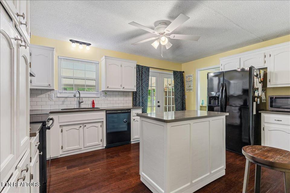 545 Edgewood Sweetwater TN 37874