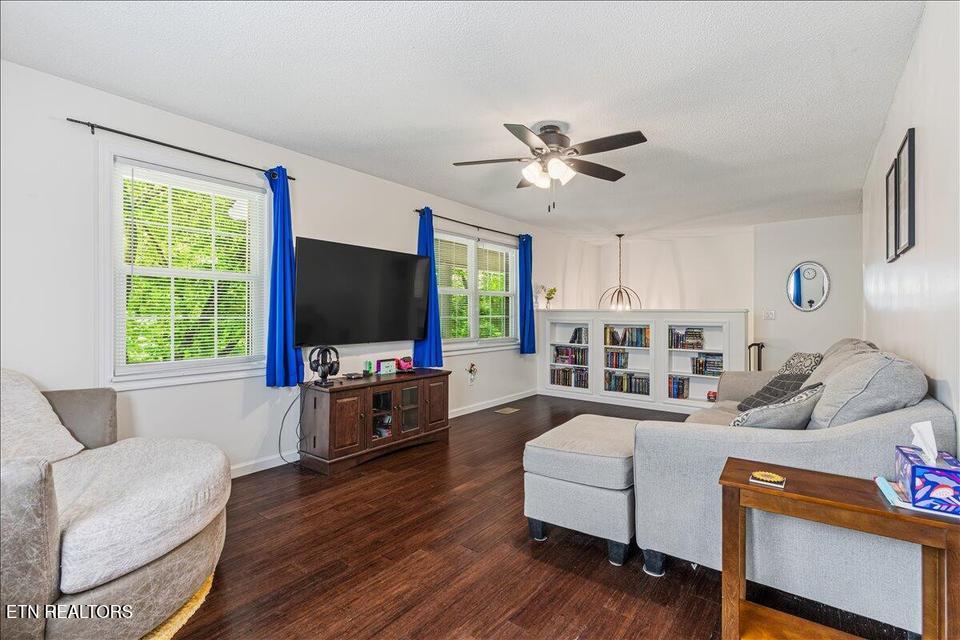545 Edgewood Sweetwater TN 37874