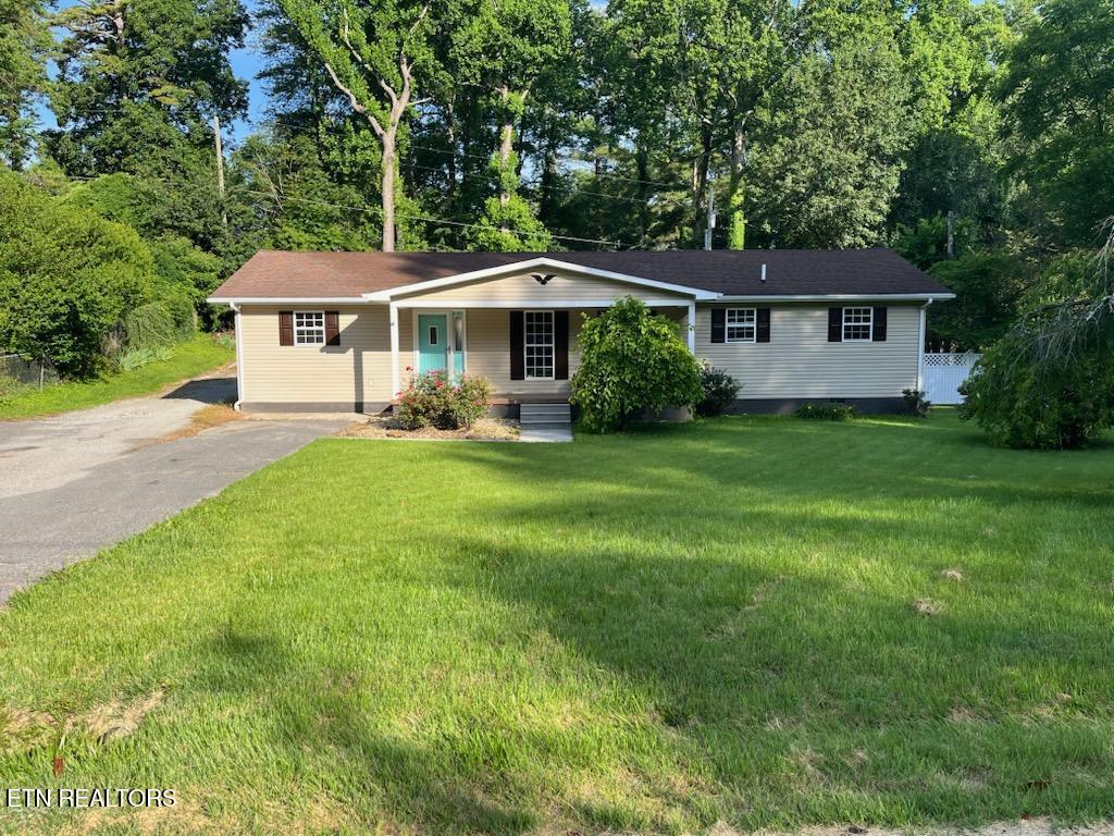 304 Shoreline Circle Lafollette TN 37766