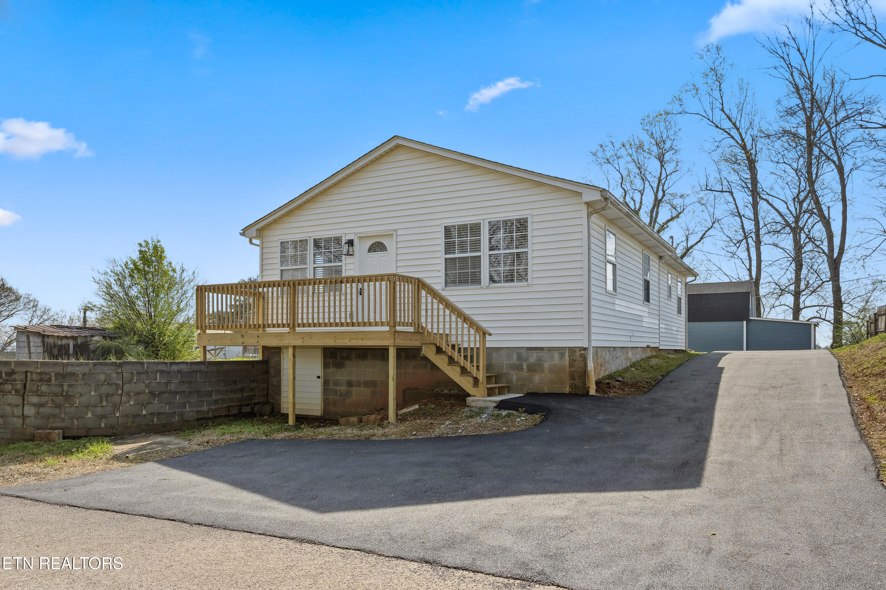 4212 Garnet Drive Knoxville TN 37919