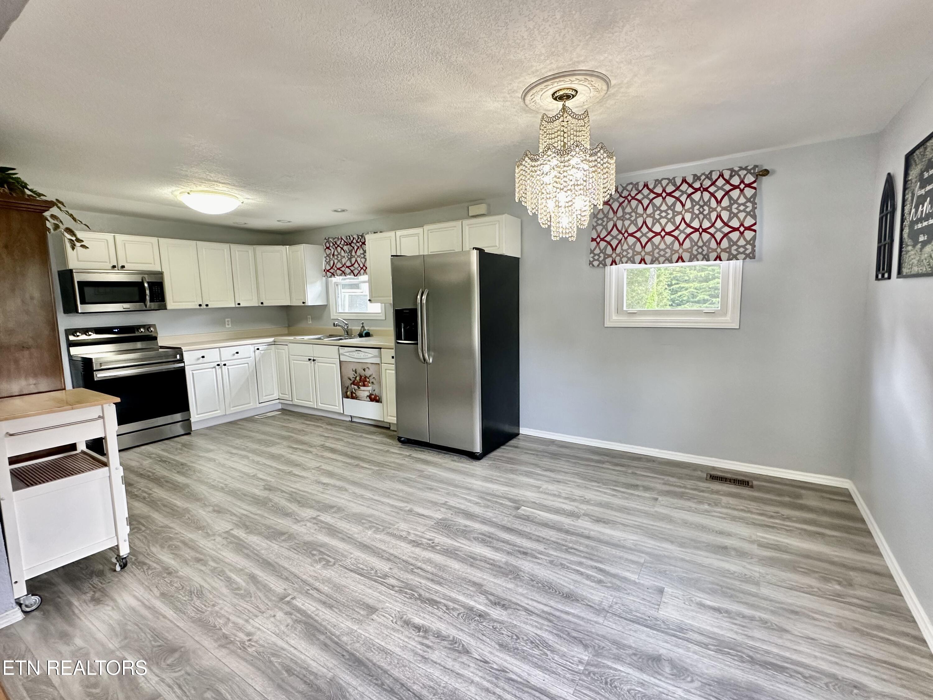 909 N Union Grove Road Friendsville TN 37737