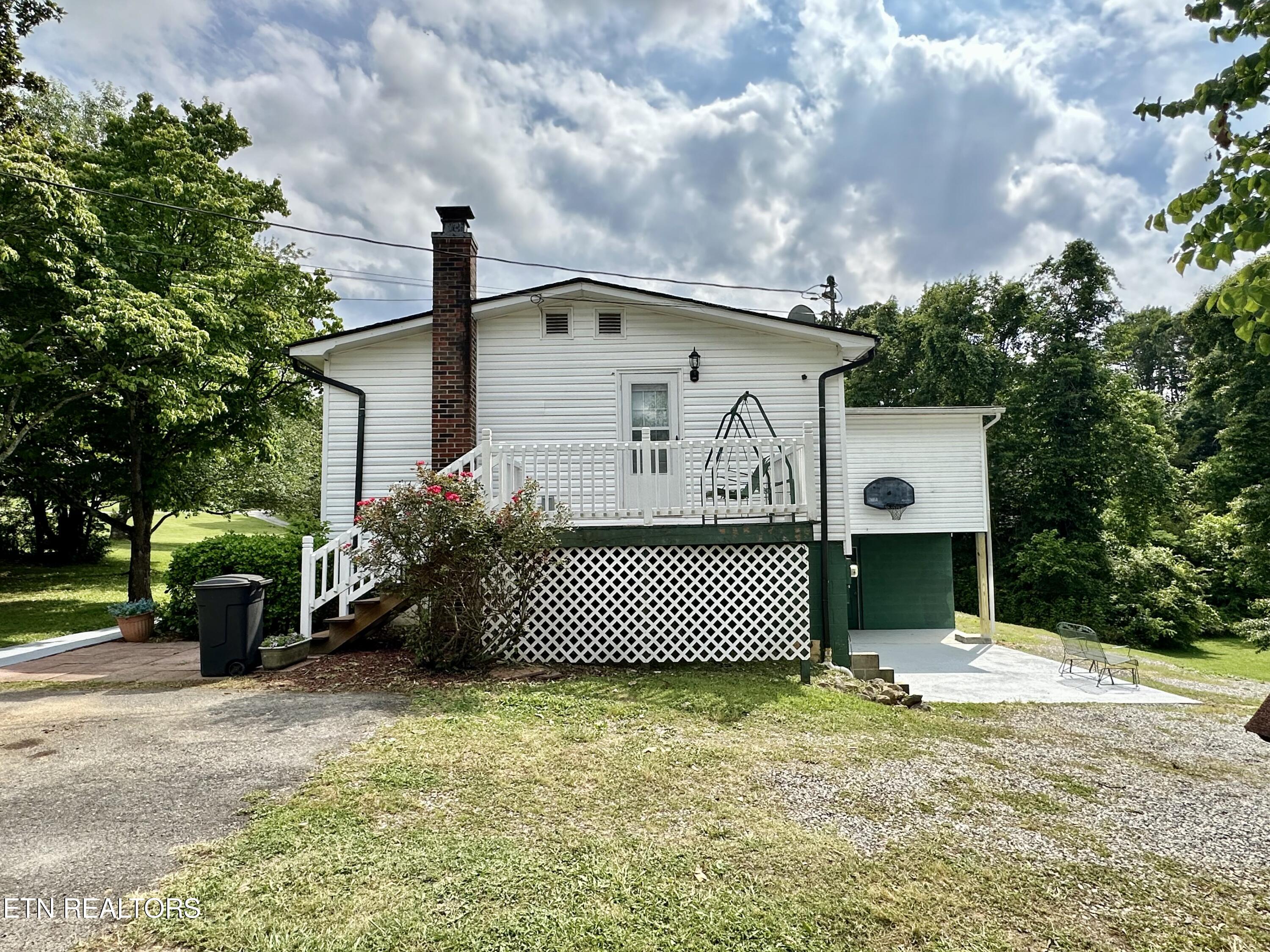 909 N Union Grove Road Friendsville TN 37737