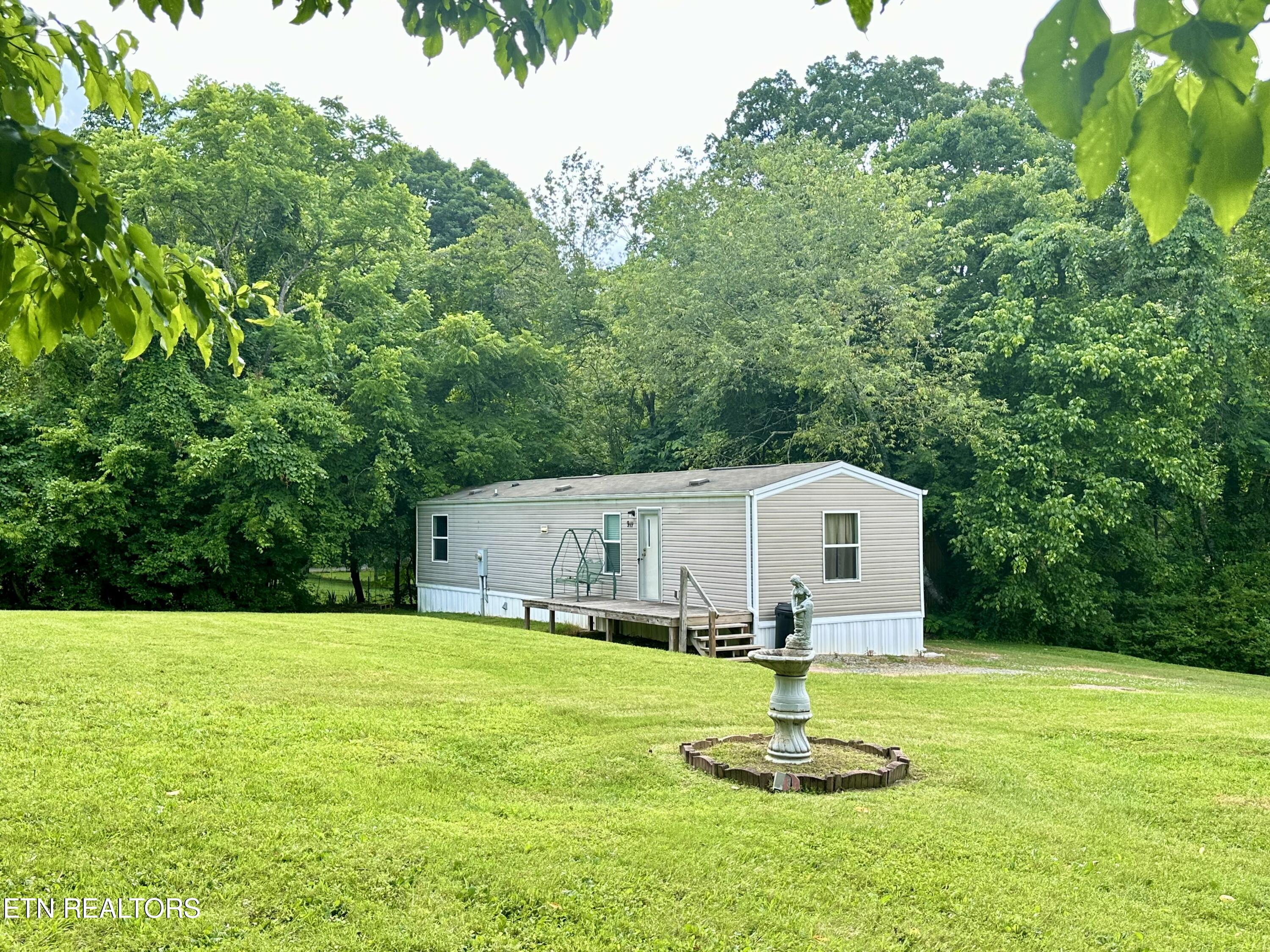 909 N Union Grove Road Friendsville TN 37737