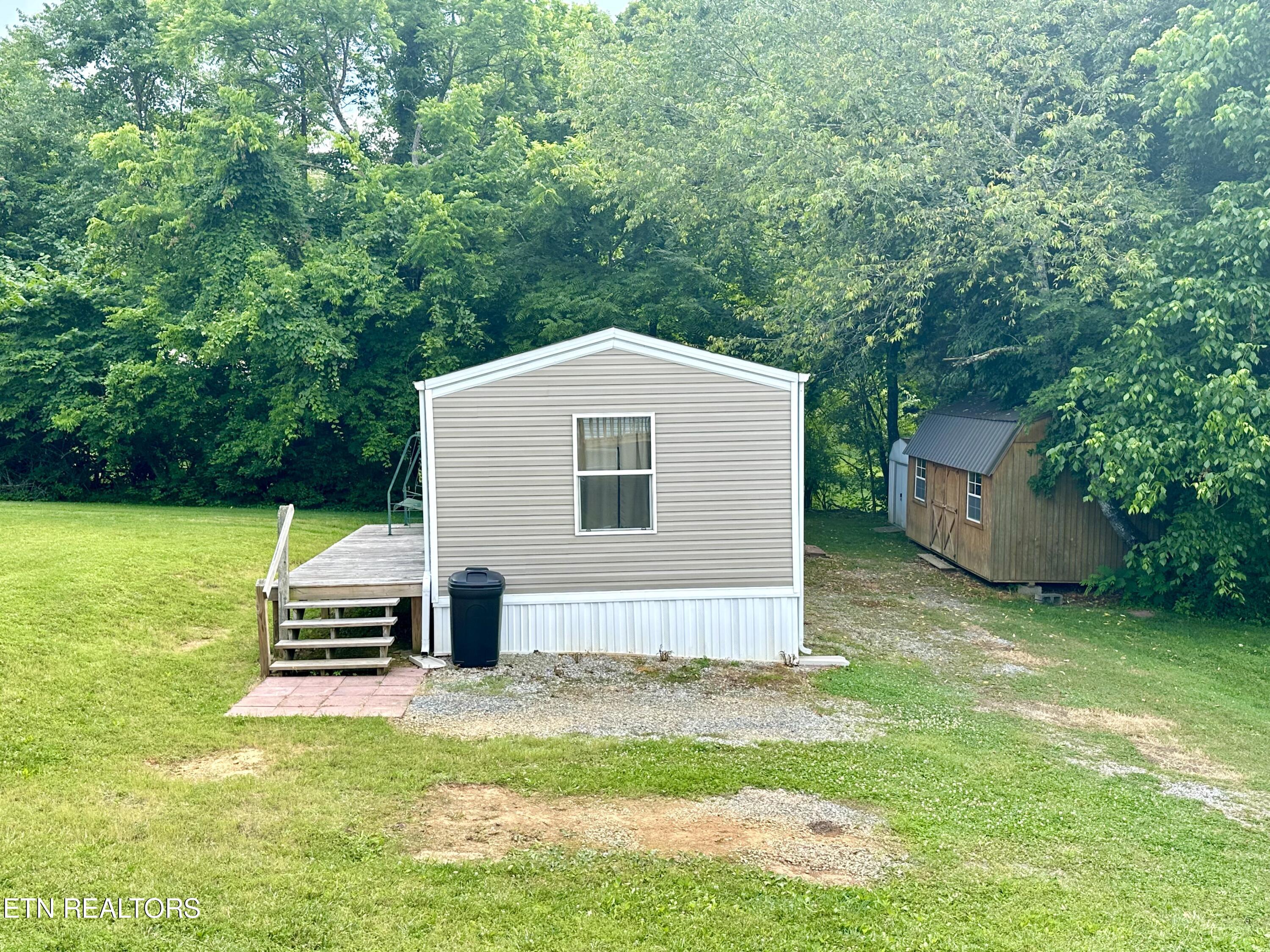 909 N Union Grove Road Friendsville TN 37737