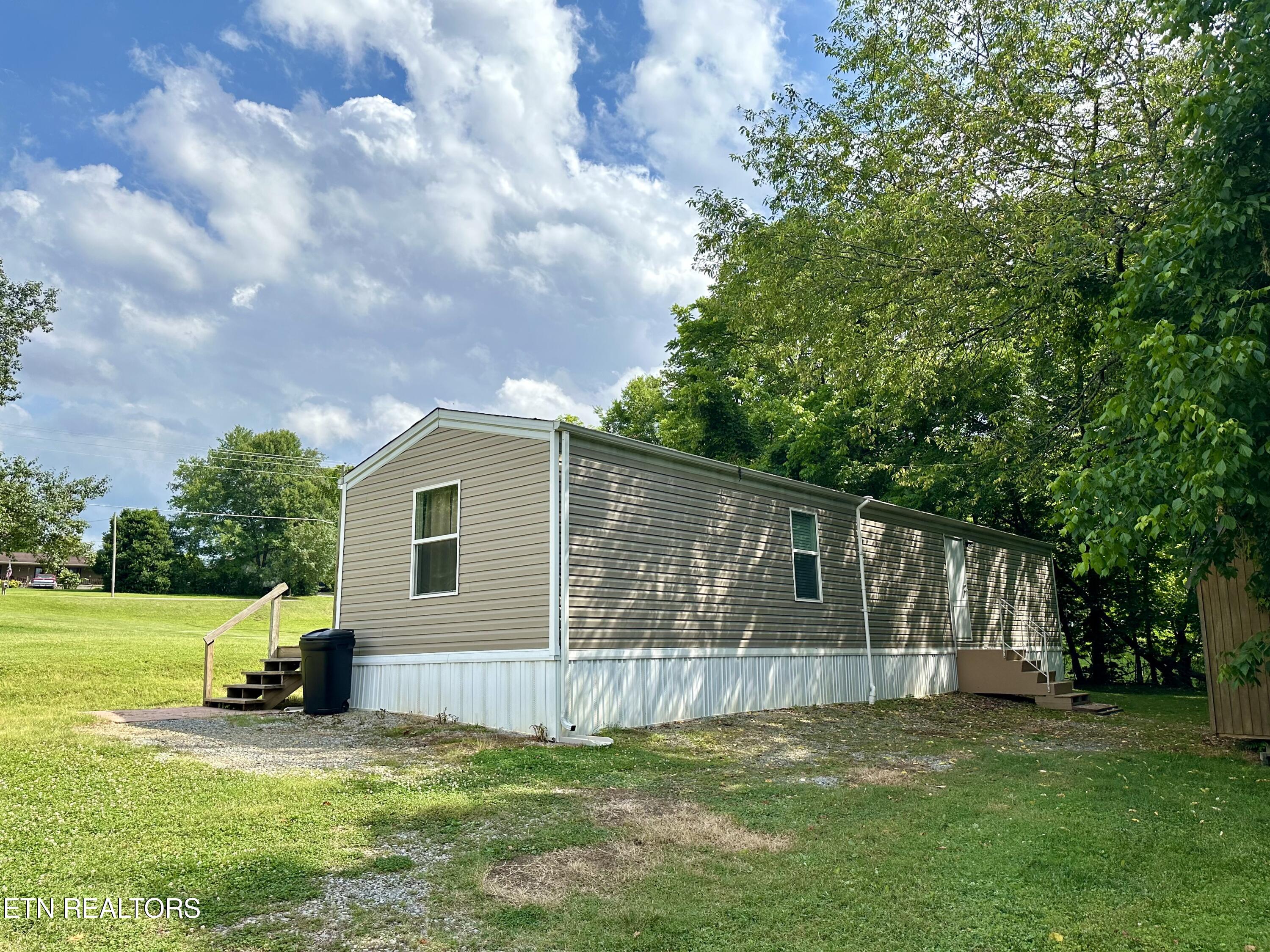 909 N Union Grove Road Friendsville TN 37737