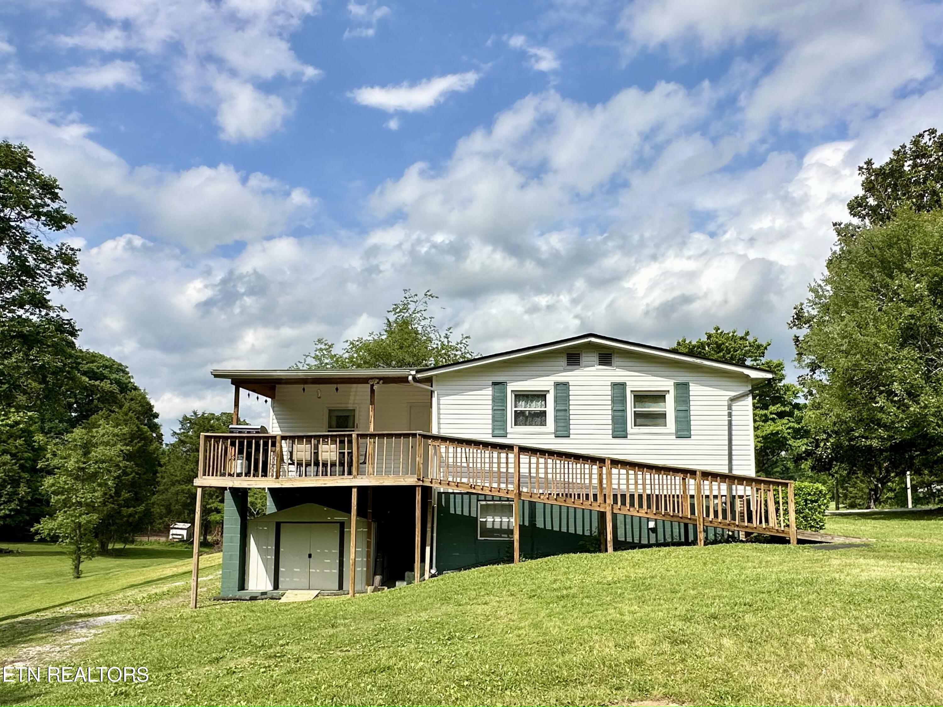 909 N Union Grove Road Friendsville TN 37737