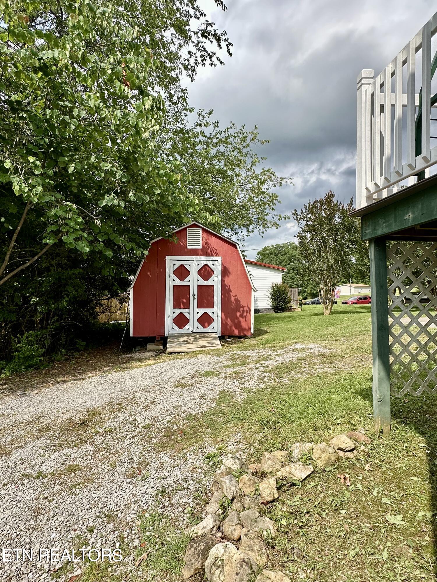 909 N Union Grove Road Friendsville TN 37737