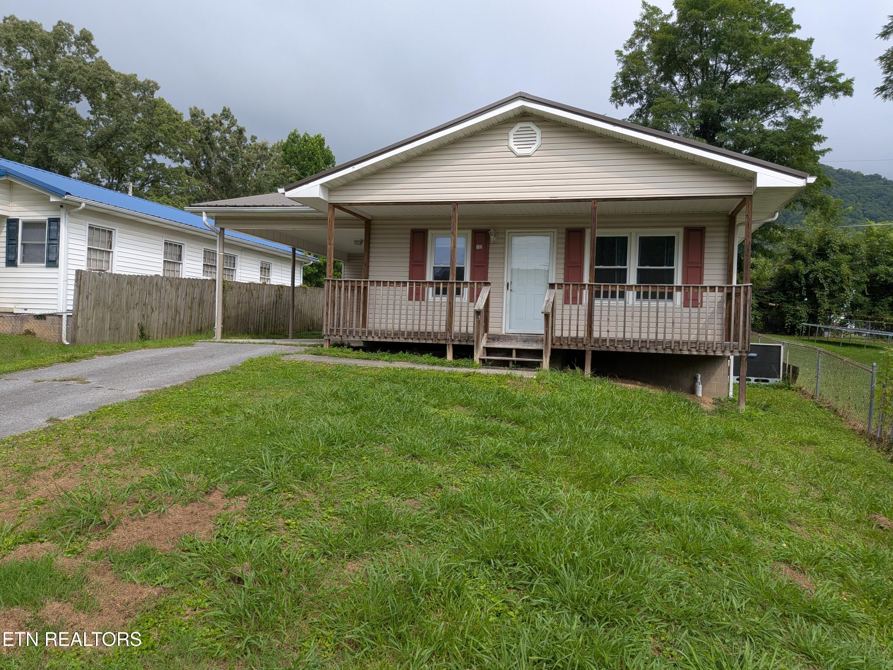 712 W Walden Street Lafollette TN 37766