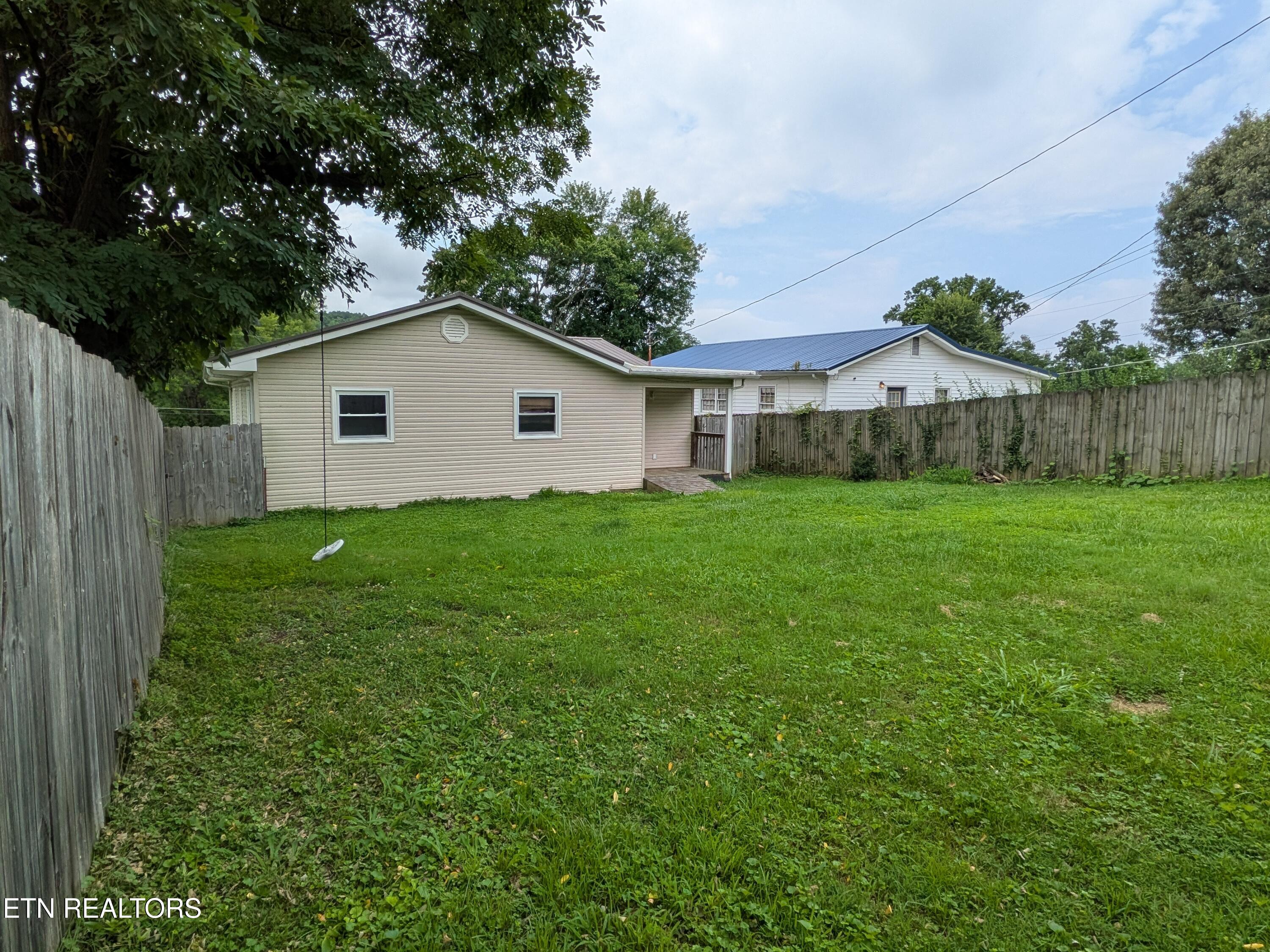 712 W Walden Street Lafollette TN 37766