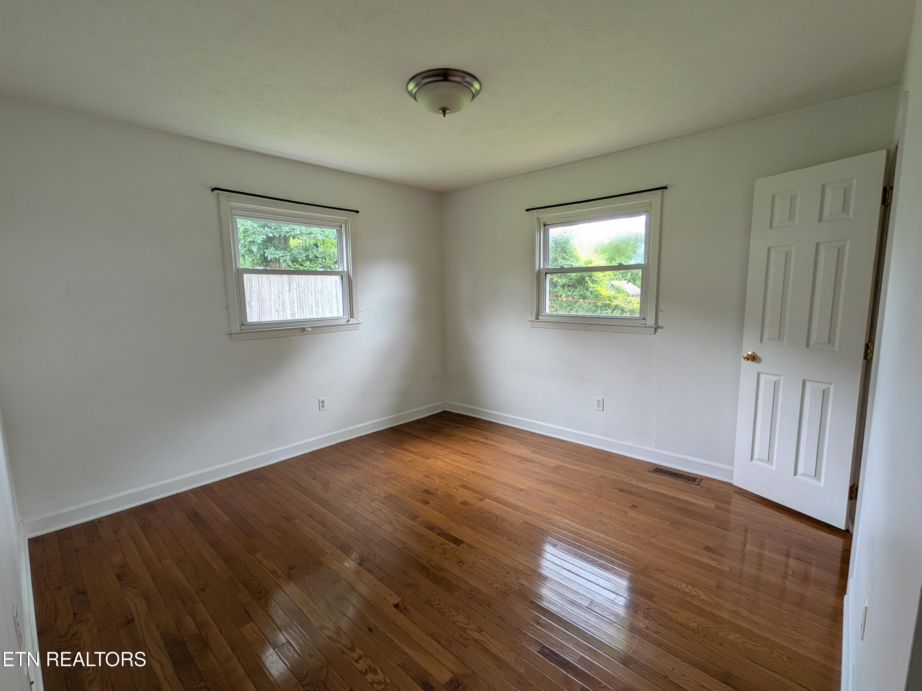 712 W Walden Street Lafollette TN 37766