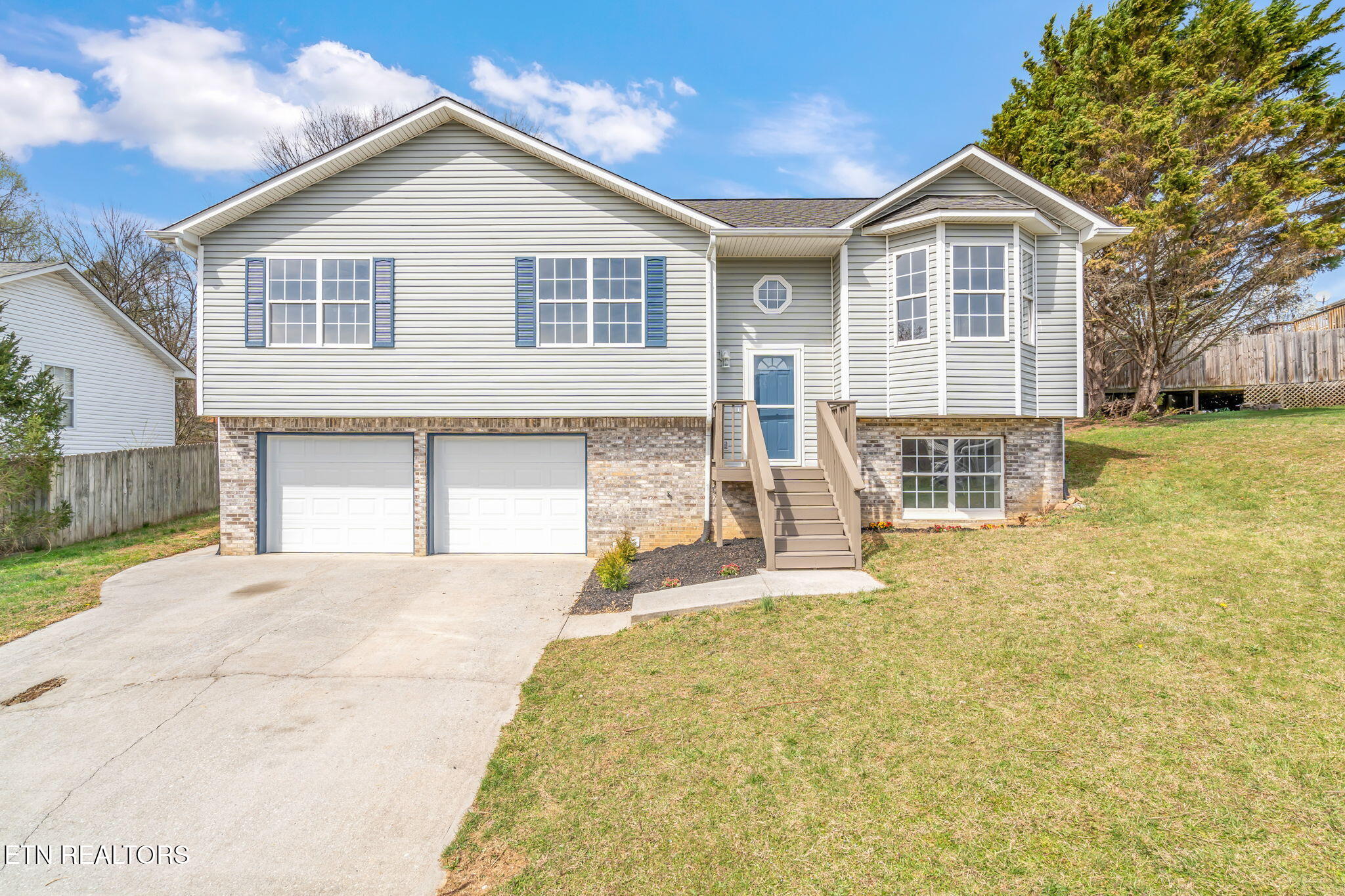 6715 Shimmering Brooks Lane Knoxville TN 37918
