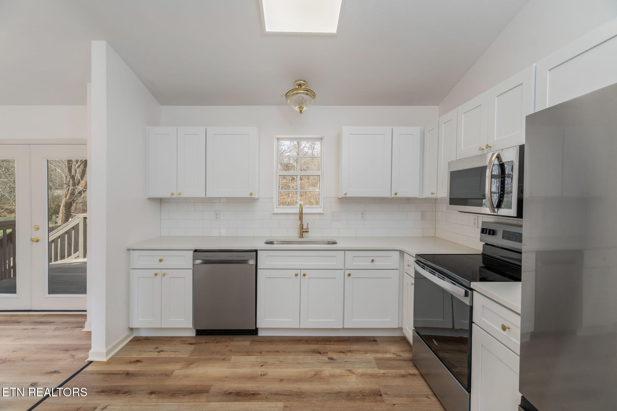 6715 Shimmering Brooks Lane Knoxville TN 37918