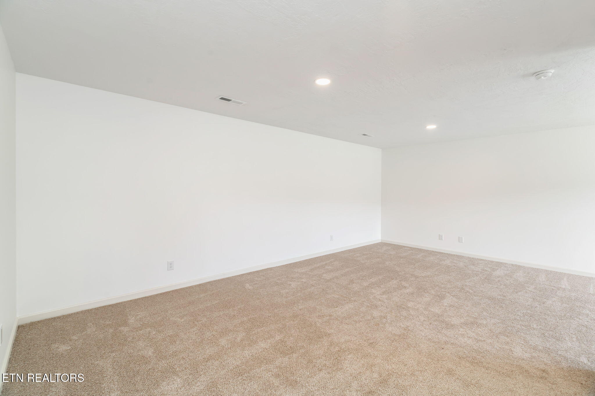 6715 Shimmering Brooks Lane Knoxville TN 37918
