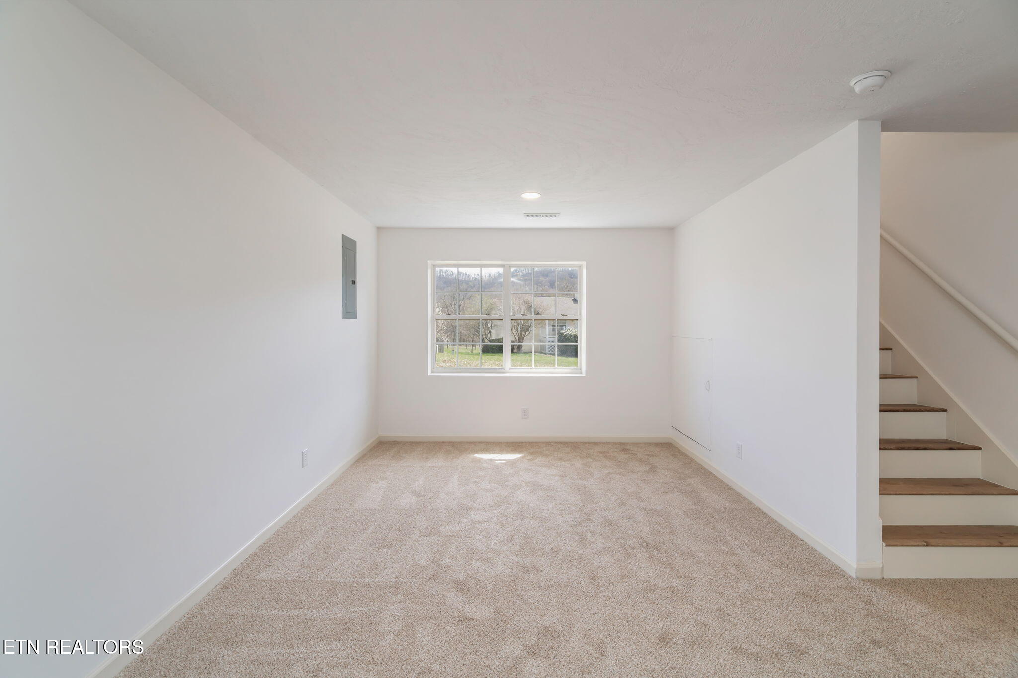 6715 Shimmering Brooks Lane Knoxville TN 37918
