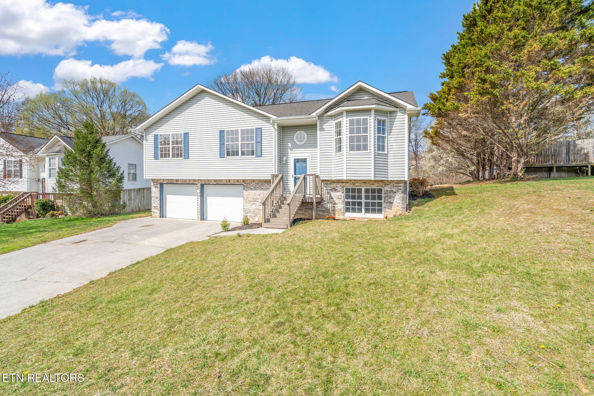 6715 Shimmering Brooks Lane Knoxville TN 37918