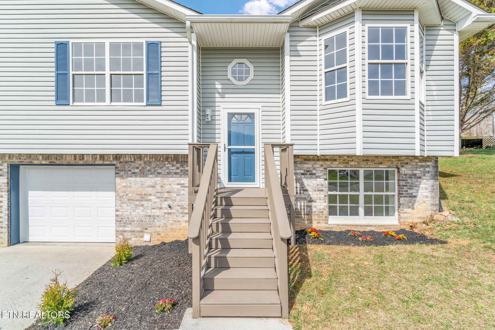 6715 Shimmering Brooks Lane Knoxville TN 37918
