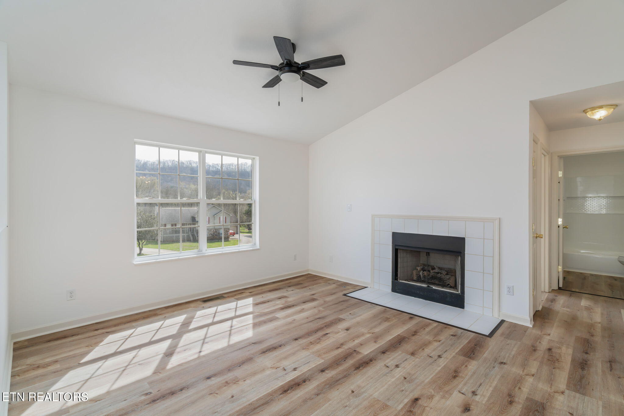 6715 Shimmering Brooks Lane Knoxville TN 37918