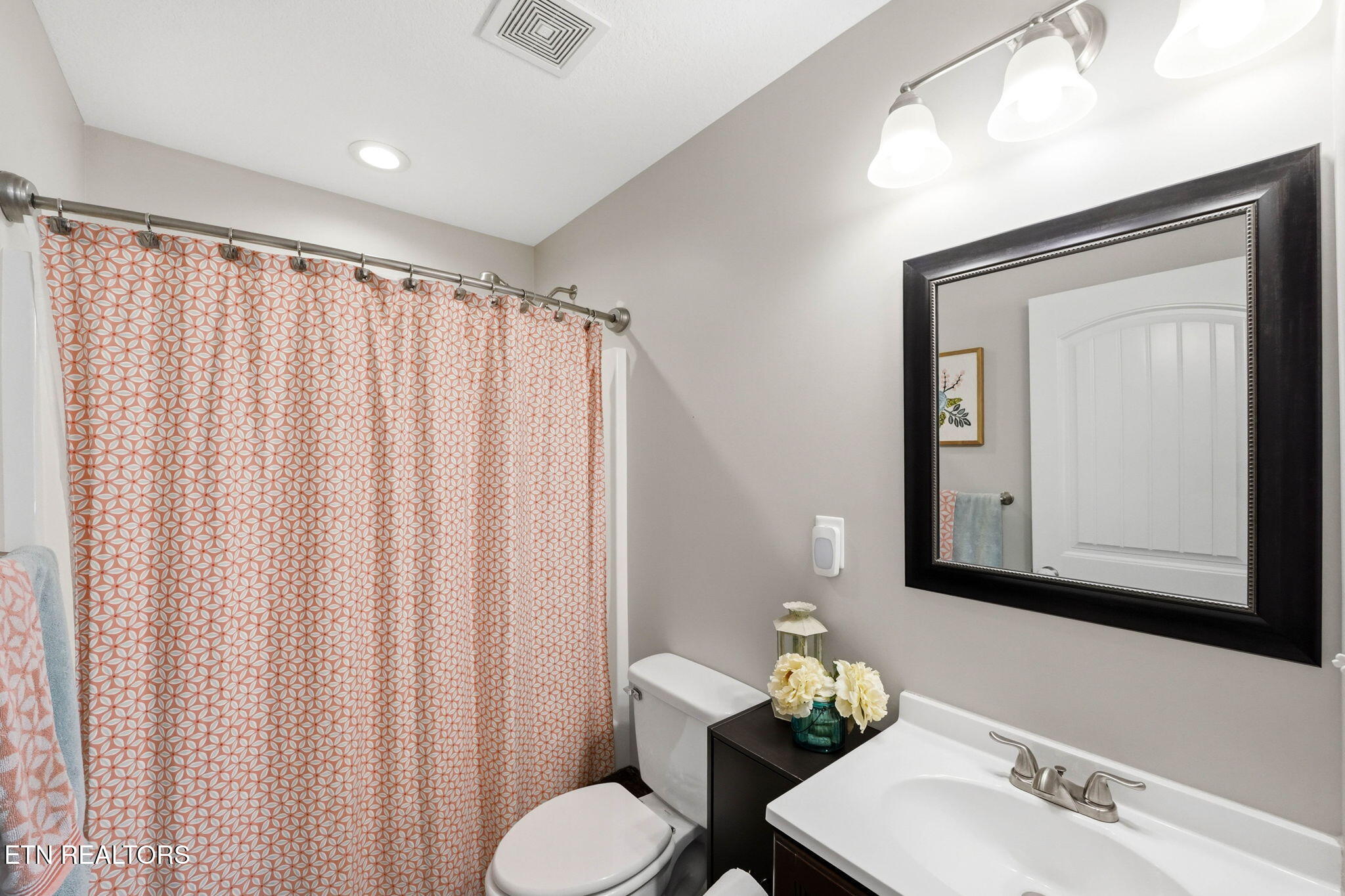 135 Raccoon Valley Road Maynardville TN 37807