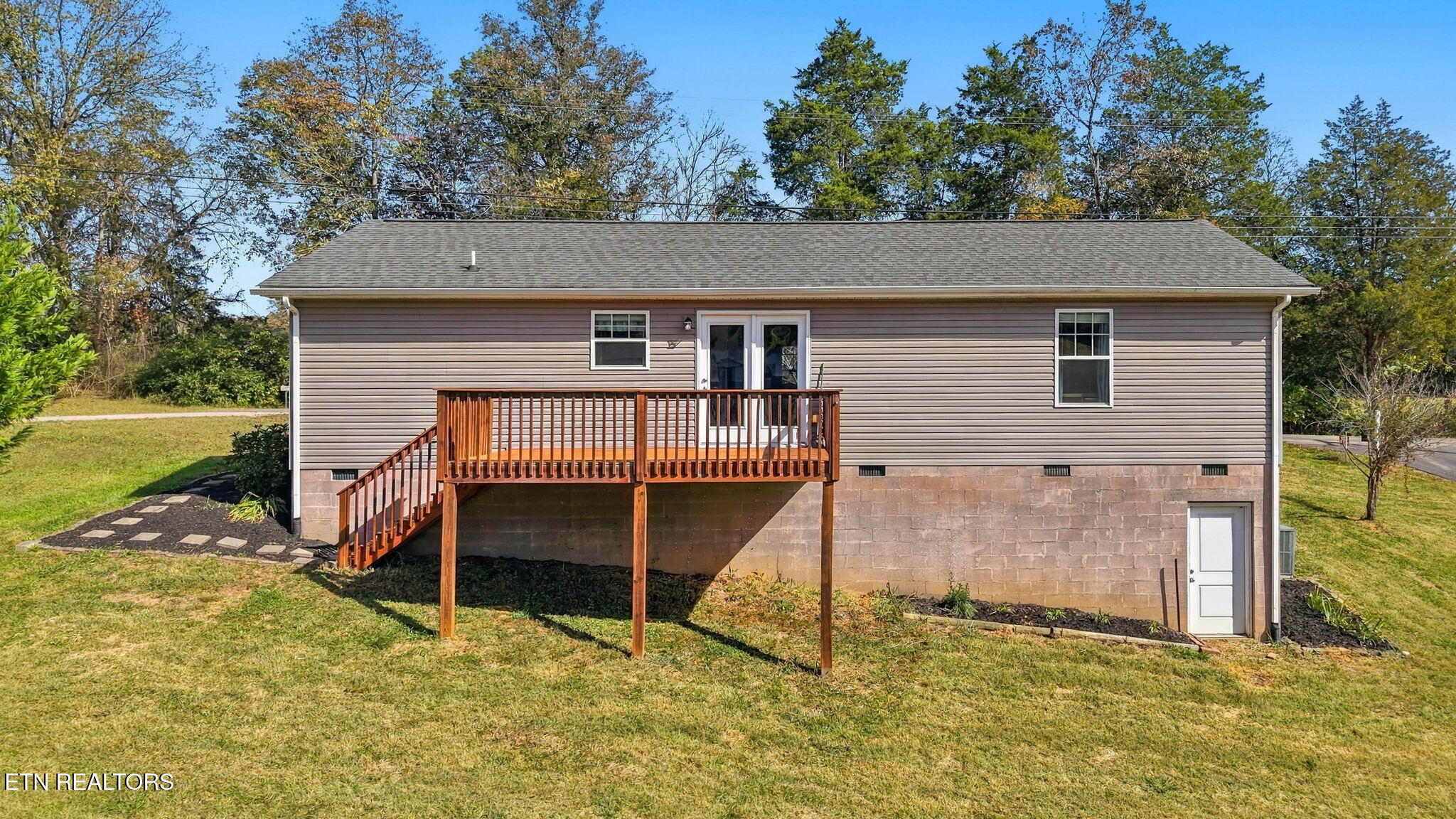 135 Raccoon Valley Road Maynardville TN 37807