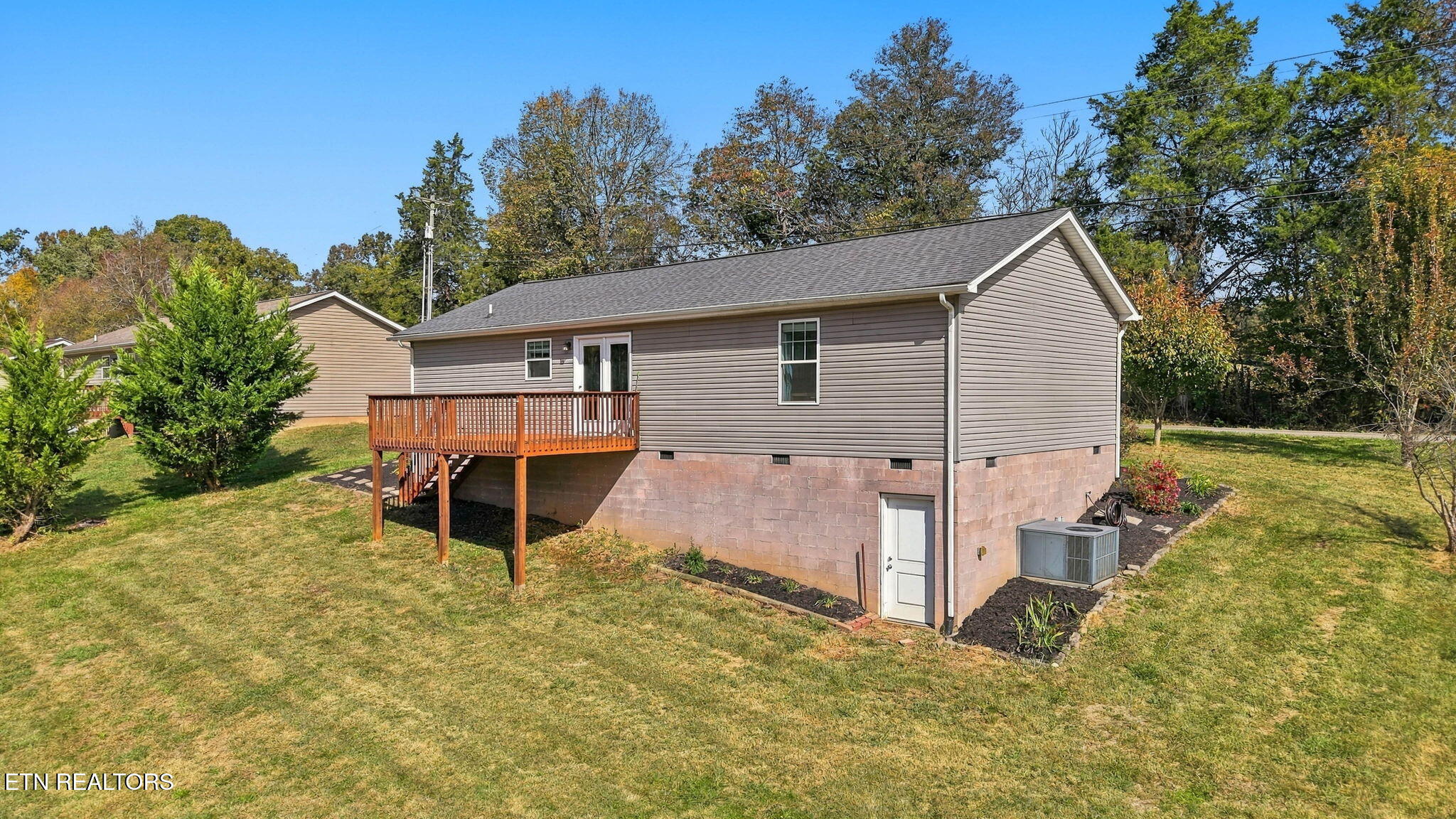 135 Raccoon Valley Road Maynardville TN 37807